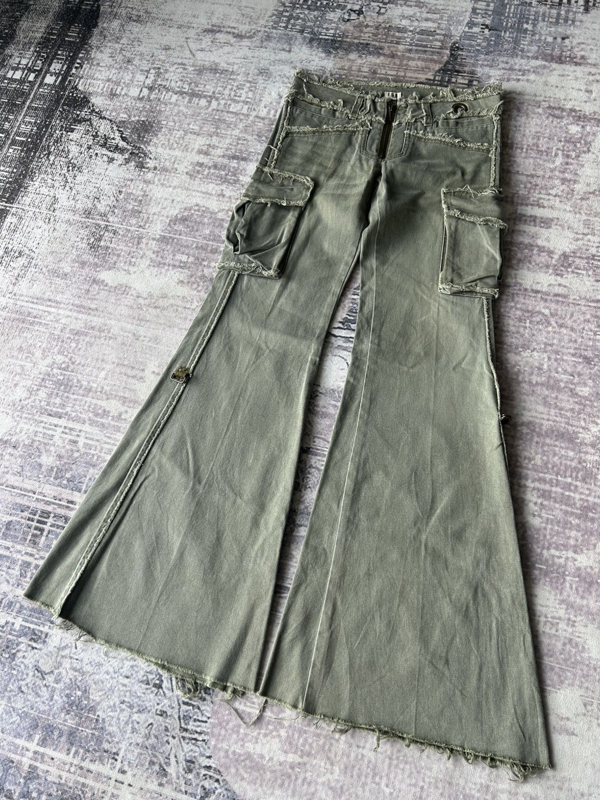 Le Grande Bleu (L.G.B.) Le Grande Bleu LGB Super Flared Jeans Size US 29 - 3 Thumbnail