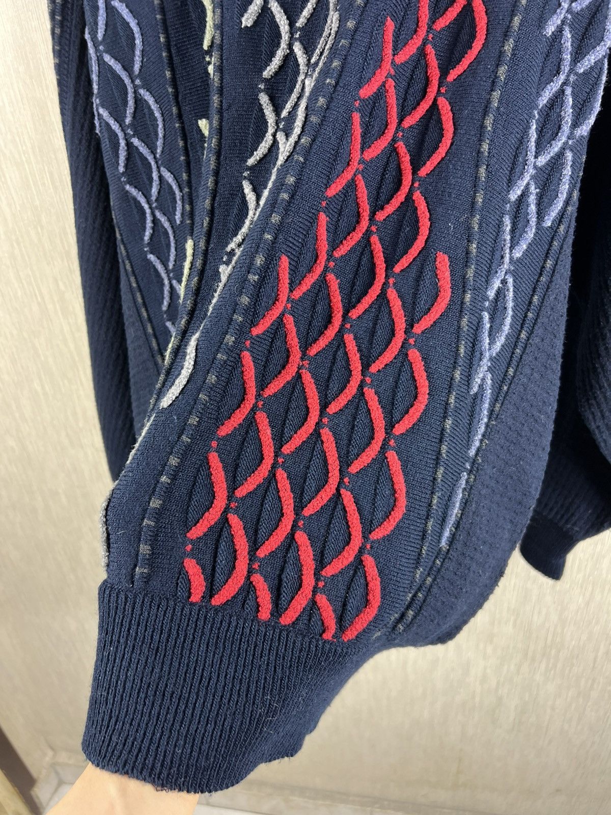 Carlo Colucci Vintage 90s Carlo Colucci scales patterned wool y2k sweater Size US L / EU 52-54 / 3 - 11 Thumbnail