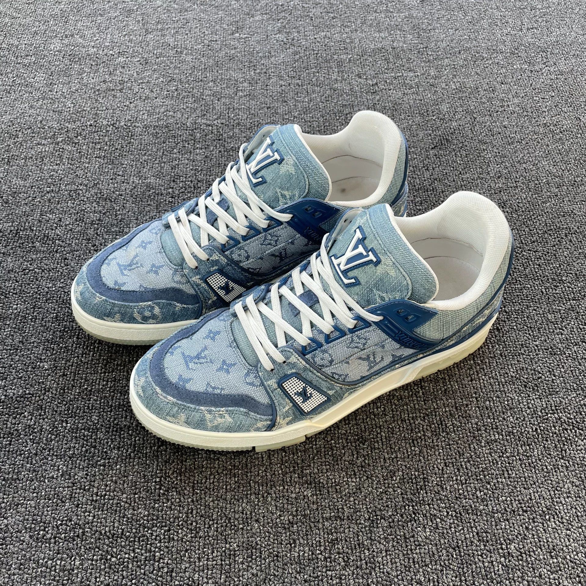 Louis Vuitton LOUIS VUITTON Denim Low Top Trainer Men's Blue 42 Size US 9 / EU 42 - 1 Thumbnail