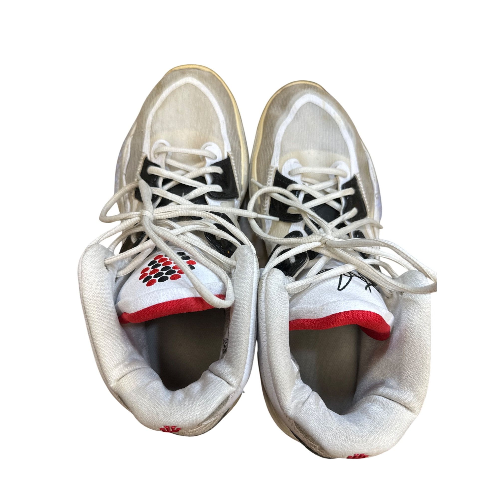 Nike Nike Kyrie Infinity mens white black basketball Shoes sneak Size US 12 / EU 45 - 8 Thumbnail
