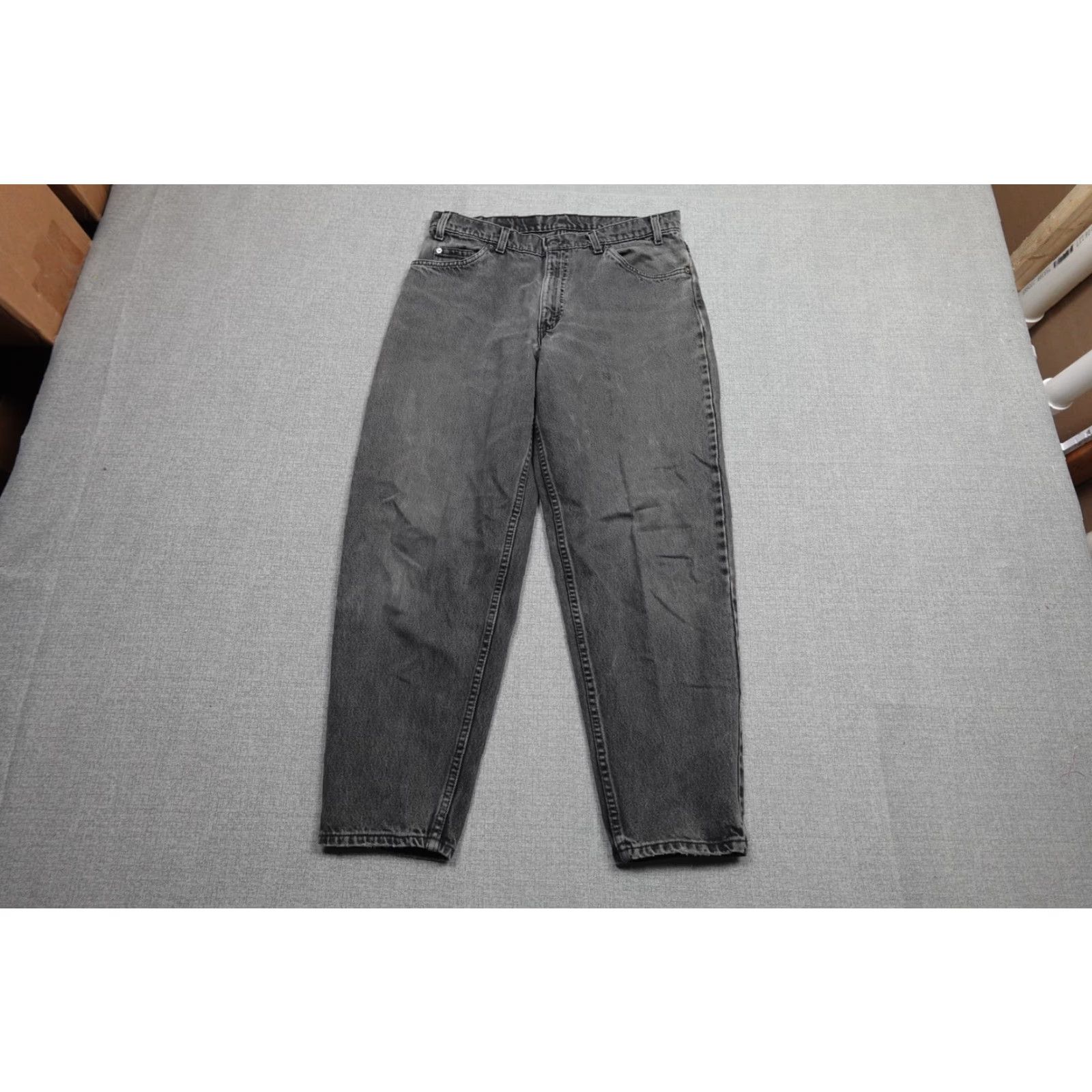Levi's VINTAGE Levi's 560 Jeans Mens 34x30 Gray Charcoal Denim Orange Tab Baggy Relaxed Fit Tapered 5-Pocket Denim Jeans Mens Size US 34 / EU 50 - 3 Thumbnail