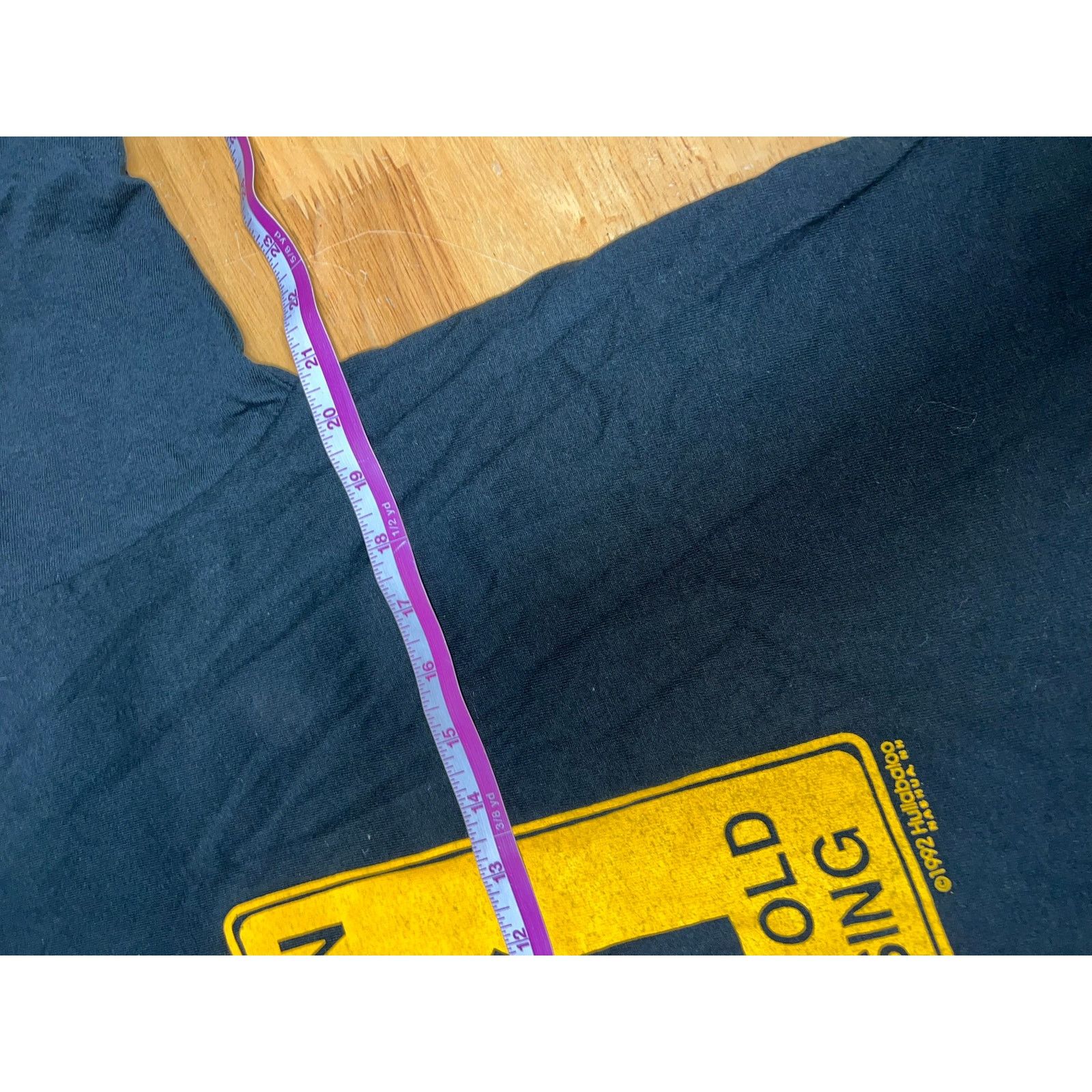 Fruit Of The Loom Vintage 50 Year Old Shirt Crossing Walk Sign 1992 Black Tee Size US L / EU 52-54 / 3 - 8 Thumbnail