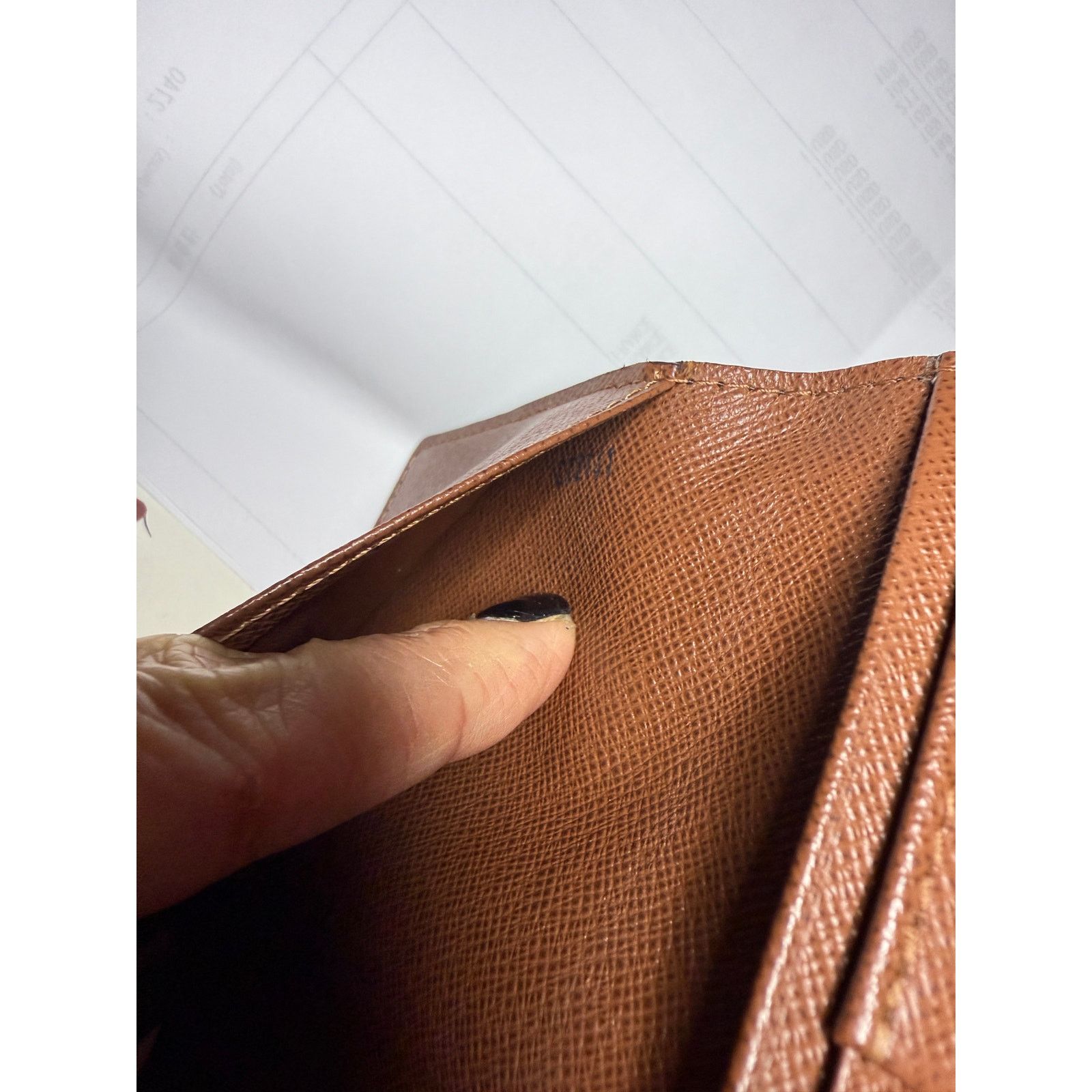 Louis Vuitton Louis Vuitton Vertical Bifold Wallet Card Case in Monogram Size ONE SIZE - 9 Thumbnail