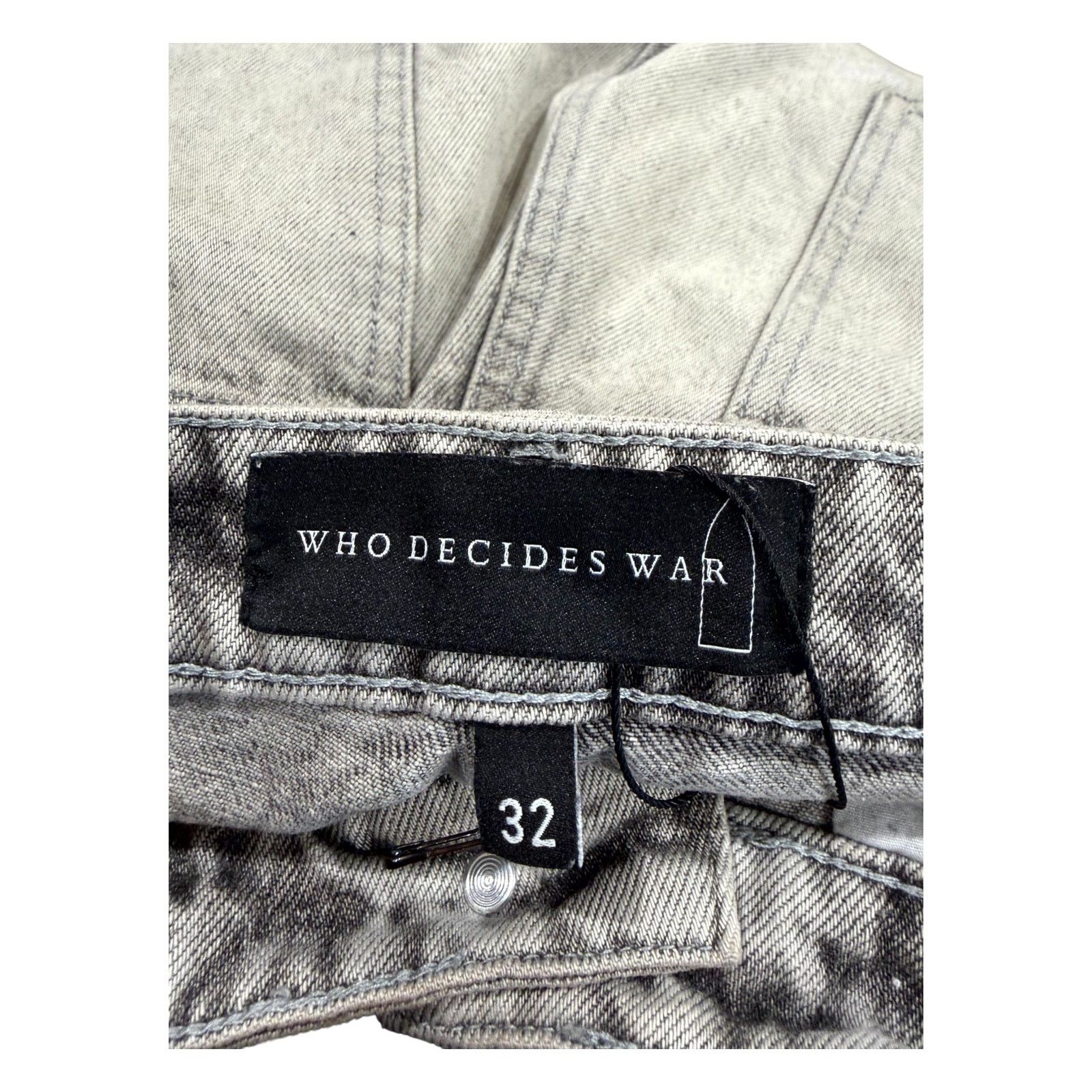 Who Decides War Who Decides War Ultra Flare Rhinestone Grey Jeans Size US 32 / EU 48 - 3 Thumbnail