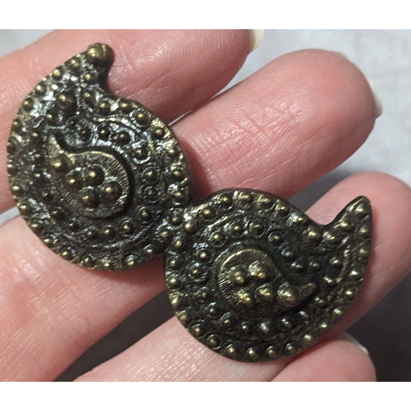 Other Vintage Traditional Textured Abstract Brooch Size ONE SIZE - 4 Thumbnail