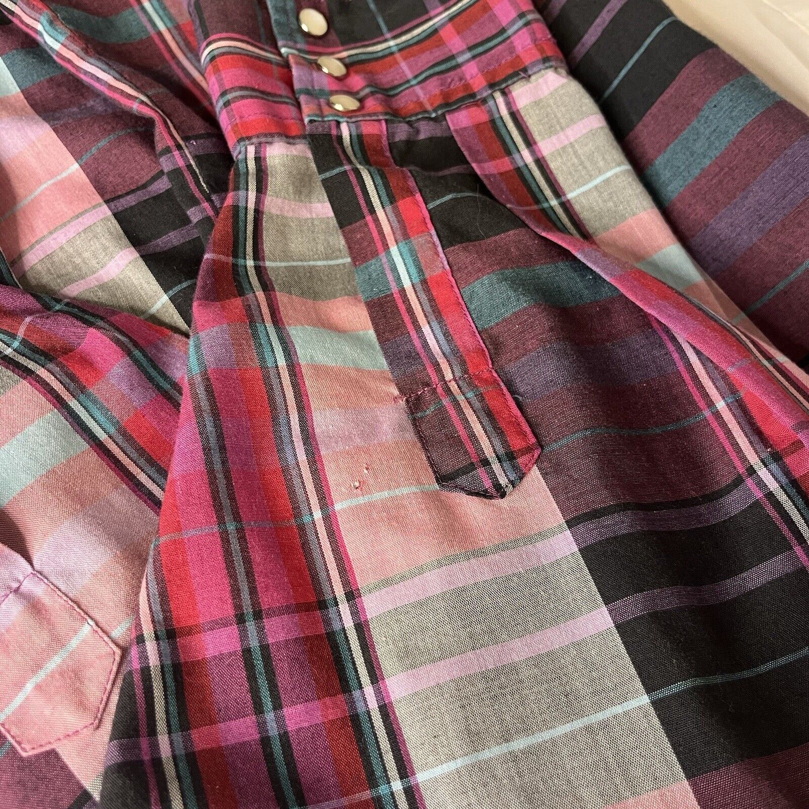 Wrangler VTG 90s Plaid Pearl Snap Western Rodeo Cowboy Cut Tail Shirt Size US XL / EU 56 / 4 - 8 Thumbnail