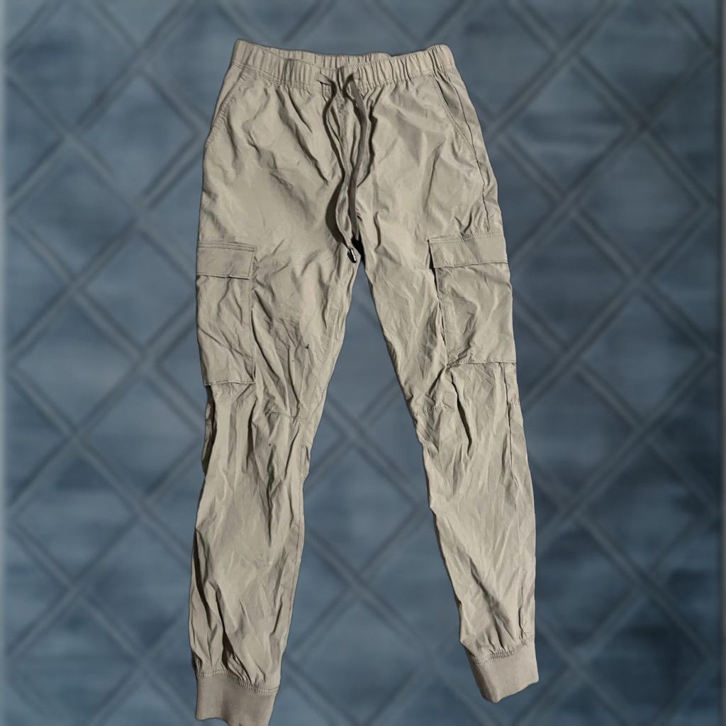 H&M H&M Regular Fit Cargo Pants XS Beige Mens Size US 27 - 1 Thumbnail