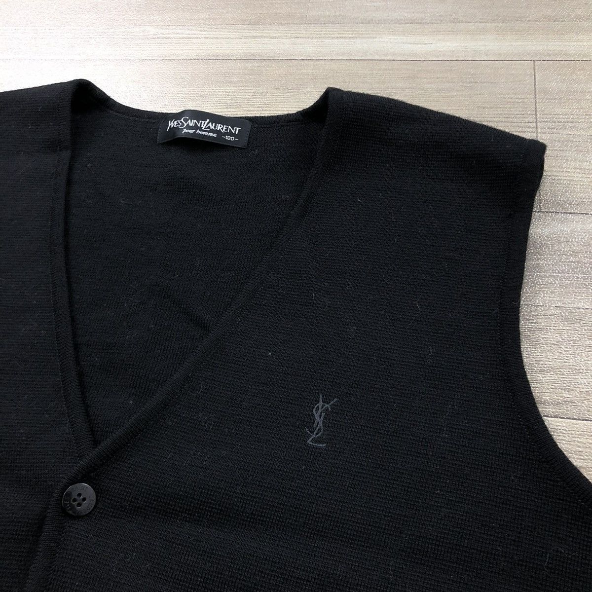 Yves Saint Laurent Vintage Yves Saint Laurent Pour Homme Knit Vest Black Luxury Size US L / EU 52-54 / 3 - 7 Thumbnail