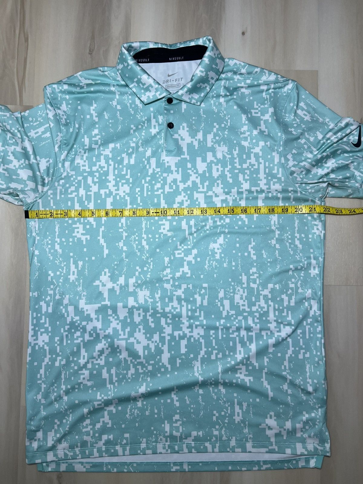 Nike Nike Golf Polo Men’s Sz Med Green Digital Camo CU9533-307 Size US M / EU 48-50 / 2 - 5 Thumbnail
