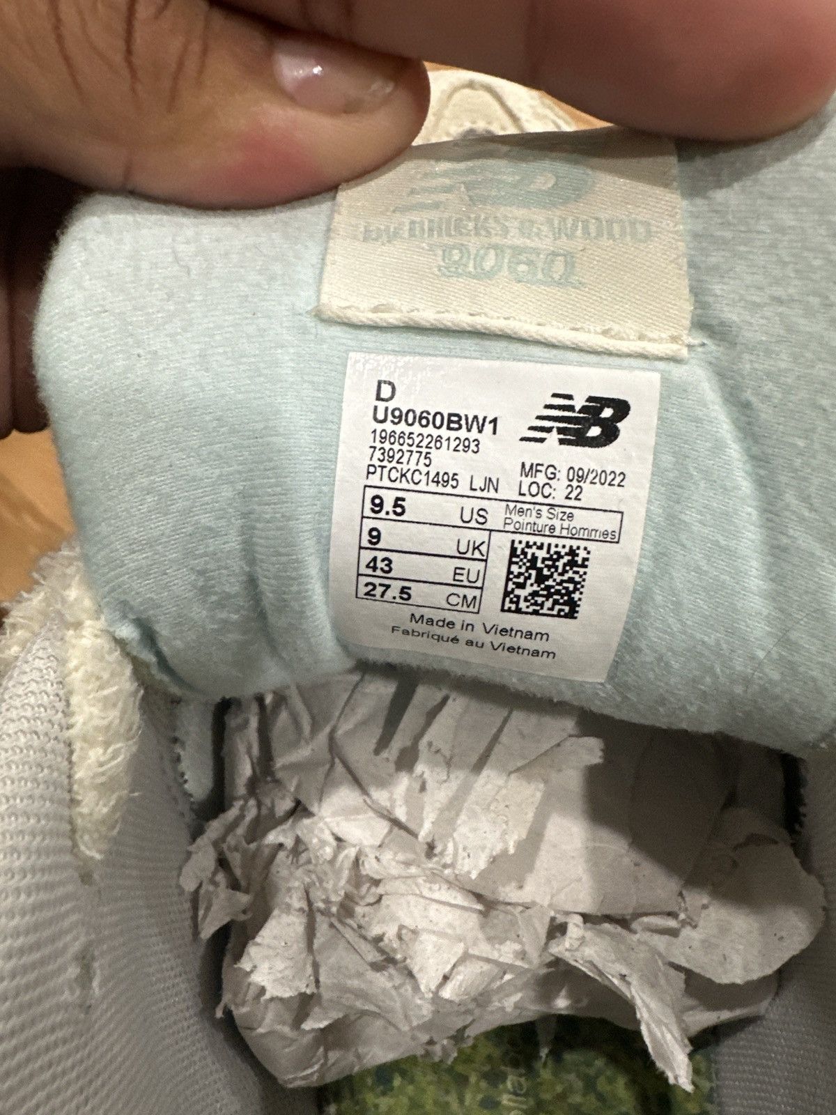 New Balance Bricks & Woods X New Balance 9060 Size US 9.5 / EU 42-43 - 6 Thumbnail