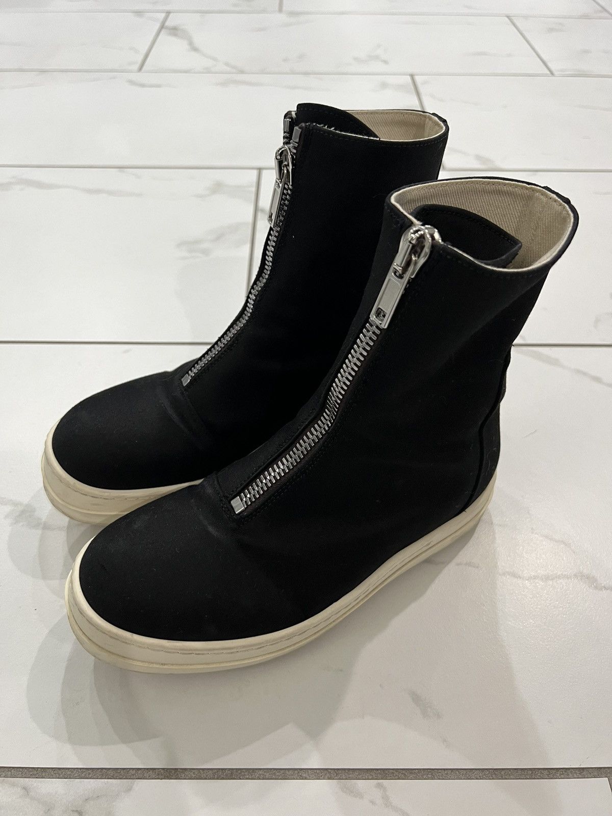 RickOwens drkshdw クロップドジップ Zipfront Jacket in Black – SVRN