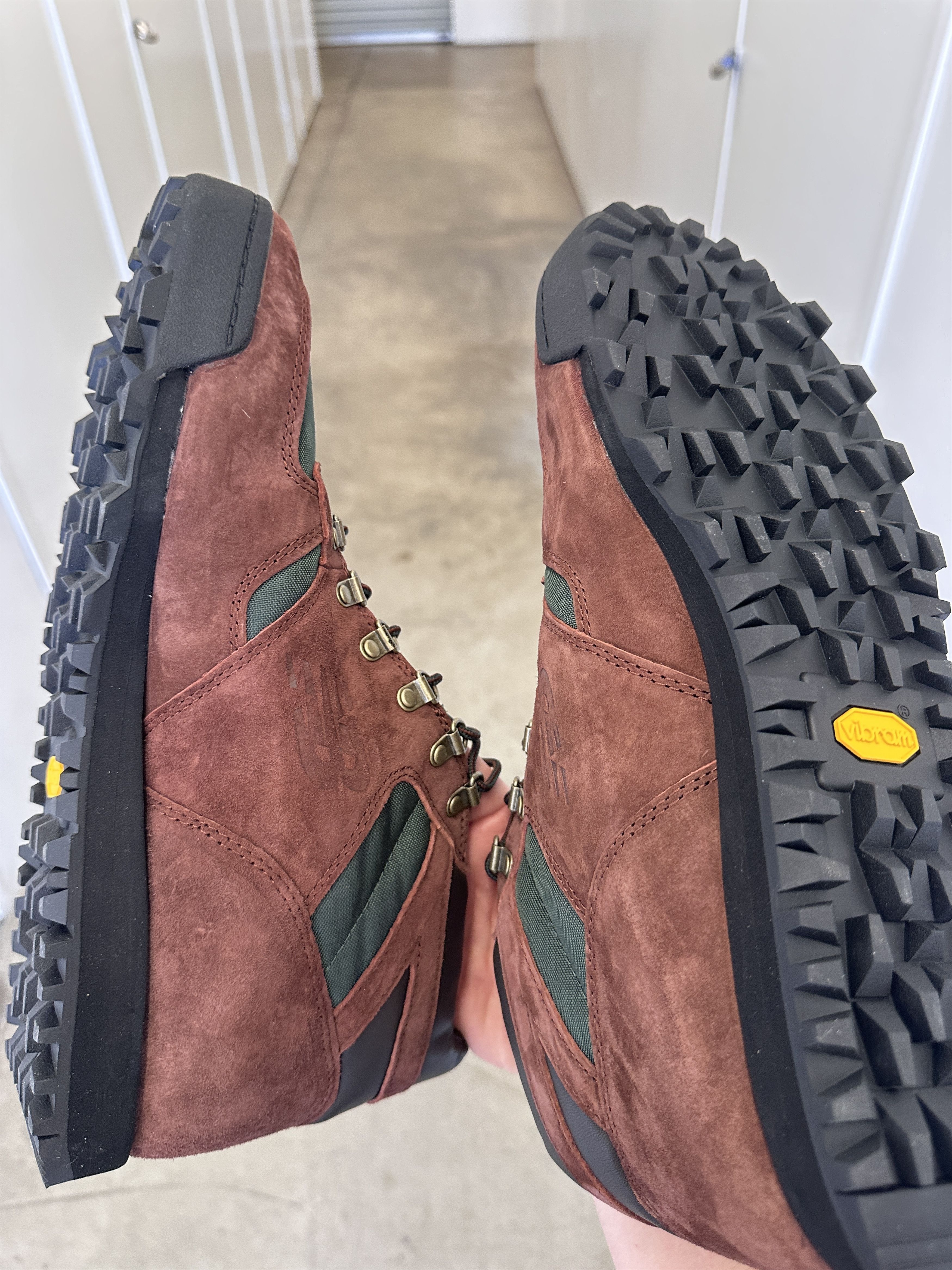 New Balance New balance mid-top hiking boots. 814. Size US 13 / EU 46 - 13 Thumbnail
