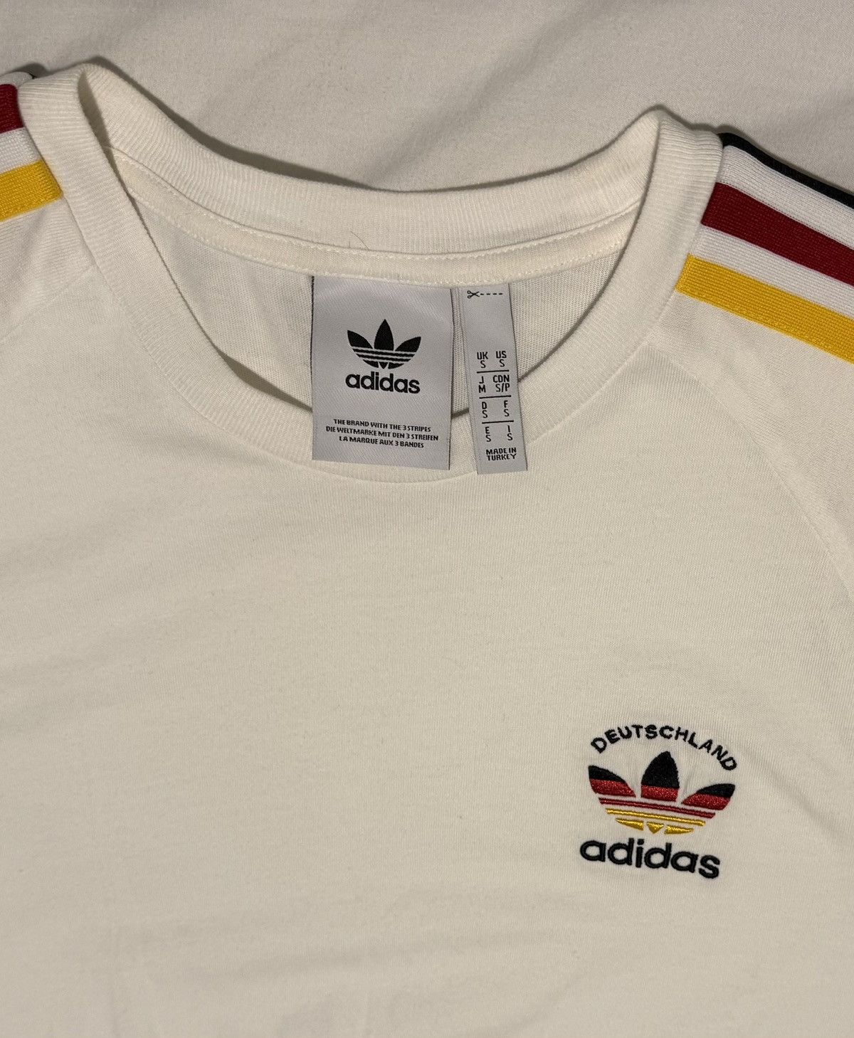 Adidas Adidas Originals Germany T-shirt Size US S / EU 44-46 / 1 - 2 Thumbnail