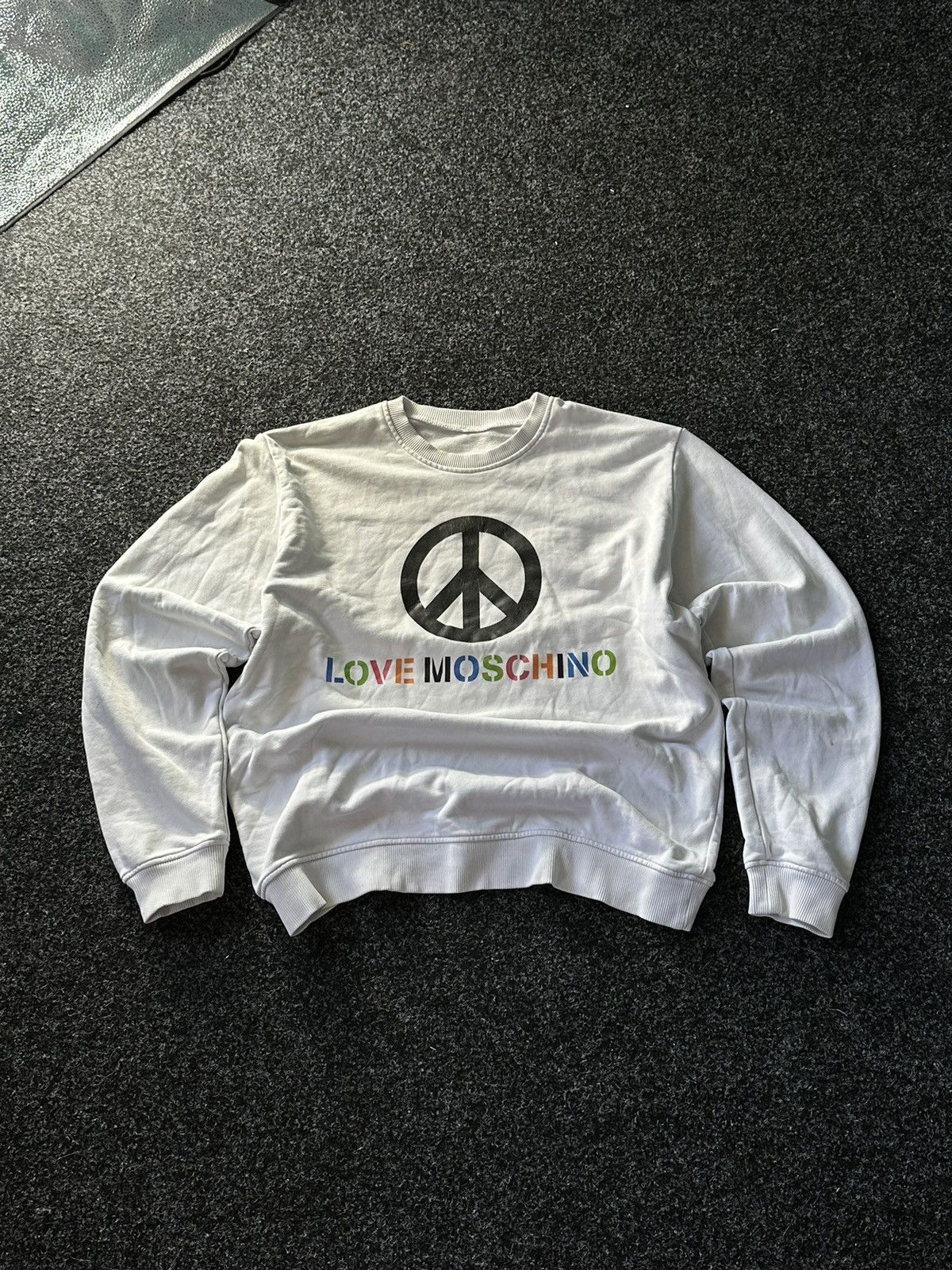 Sinv moschino sales