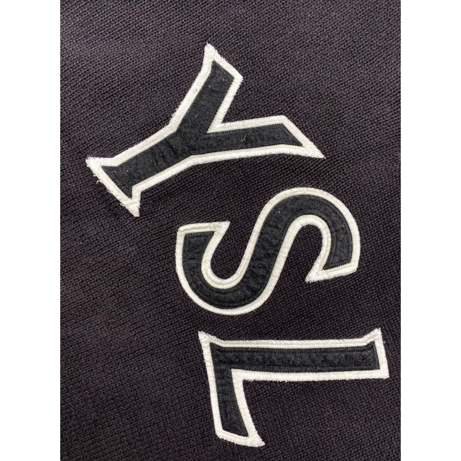 Yves Saint Laurent VINTAGE Saint Laurent YSL Knit Sweater Pullover V-Neck Men L Black 90s Logo Size US L / EU 52-54 / 3 - 4 Thumbnail