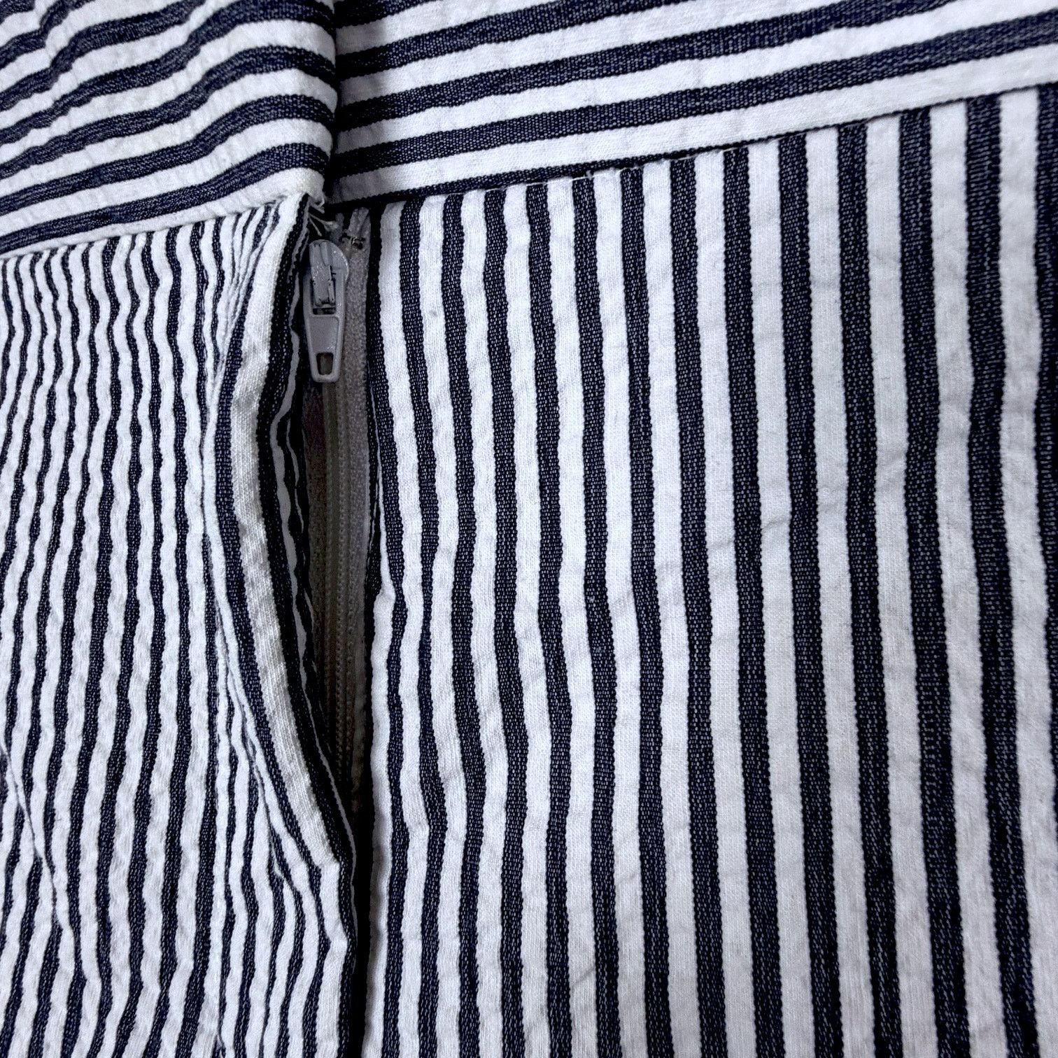Zara Zara Womens Seersucker Blue White Striped Stretch Straight L Size 30" / US 8 / IT 44 - 5 Thumbnail