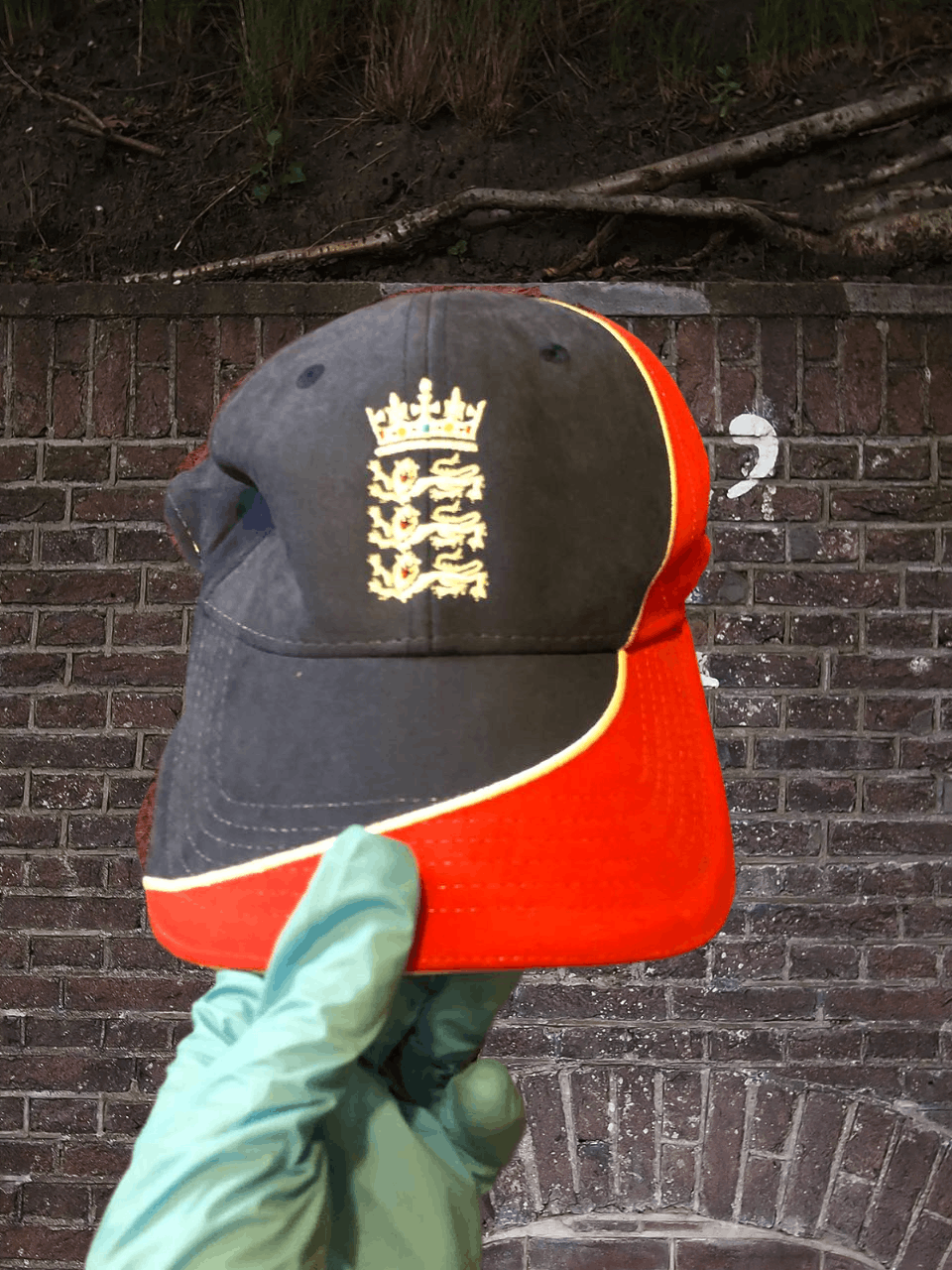 Vintage Vintage 2000 Admiral England Cricket Cap Vodafone Size ONE SIZE - 1 Thumbnail