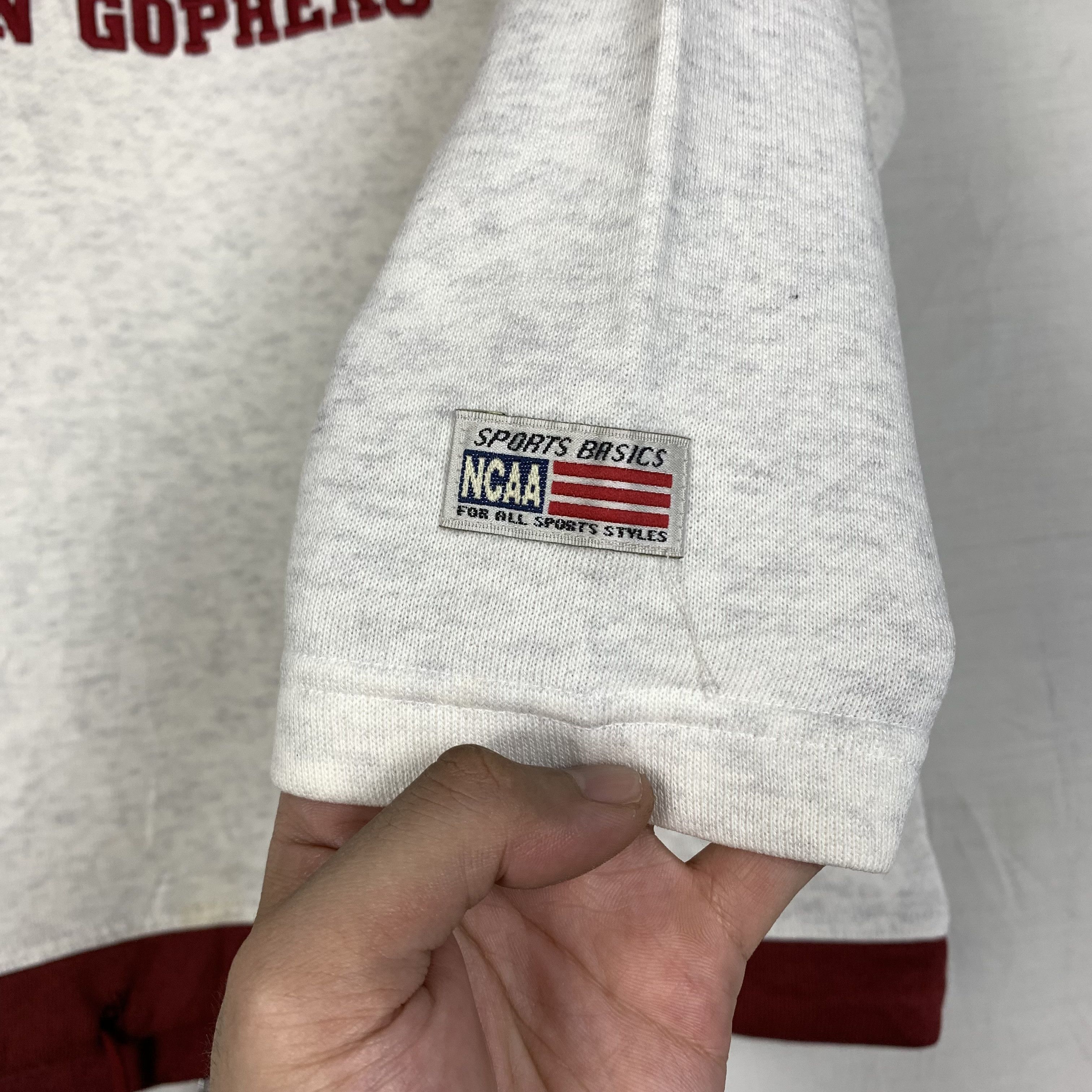 Vintage Vintage Golden Gophers Football Team Sweatshirt Crewneck Size US L / EU 52-54 / 3 - 5 Thumbnail