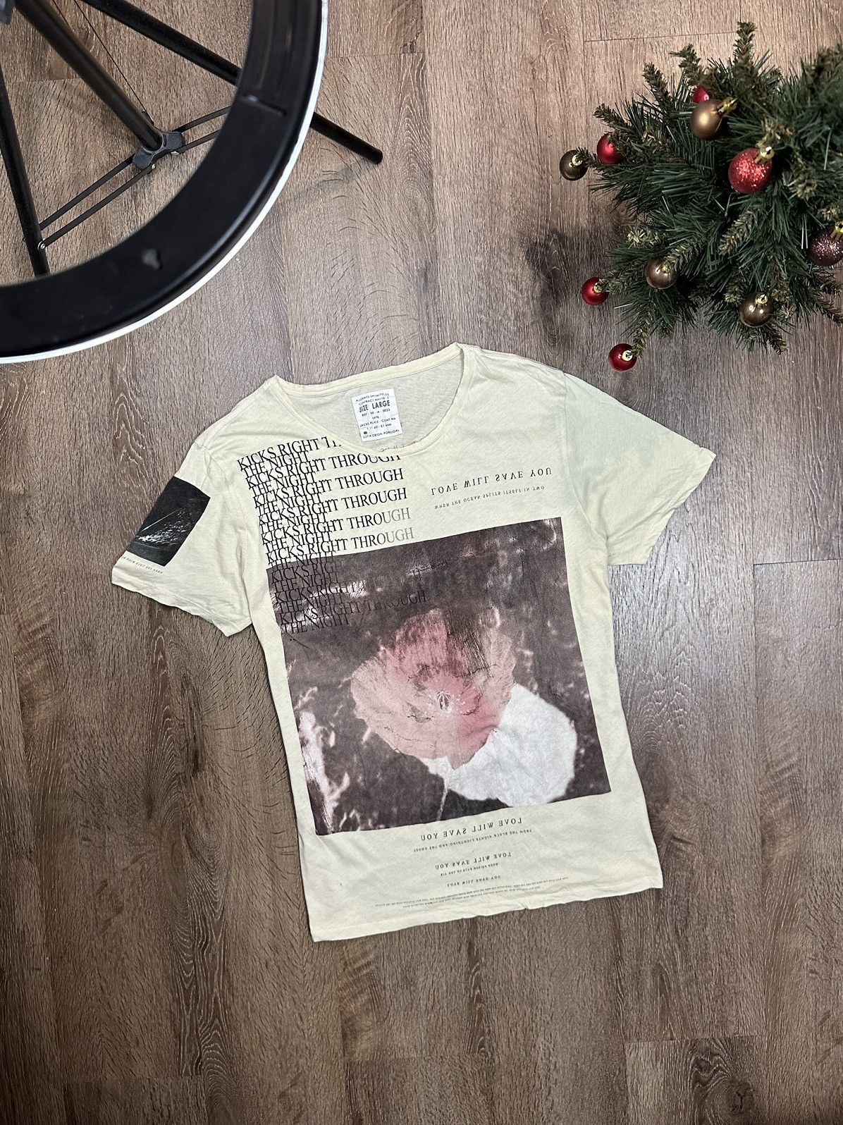 Allsaints × Japanese Brand × Vintage AllSaints T-Shirt Graphic Logo Y2K Size L / US 10 / IT 46 - 1 Thumbnail