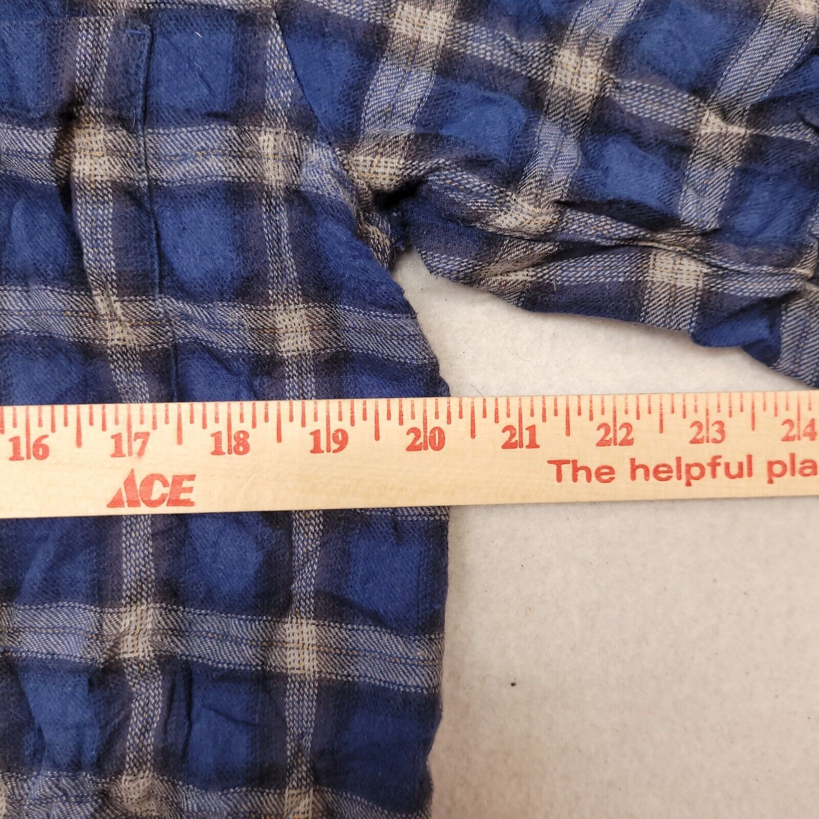 Cherokee Cherokee Tartan Flannel Button Up Shirt Mens Size M Blue Size US M / EU 48-50 / 2 - 9 Thumbnail