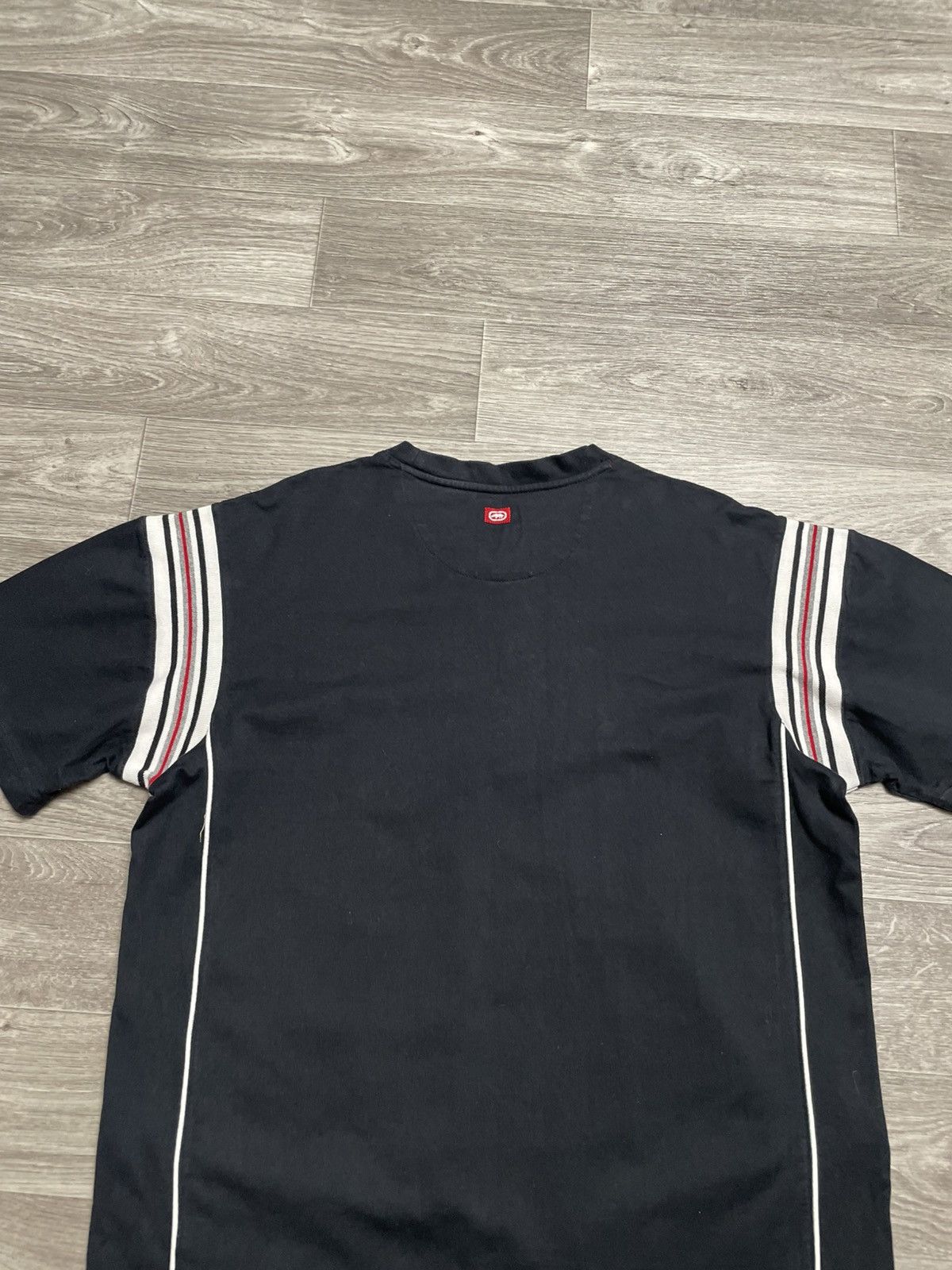 Ecko Unltd. Vintage Ecko Unltd Big Embroidered Logo Rap T-Shirt Size US L / EU 52-54 / 3 - 12 Thumbnail