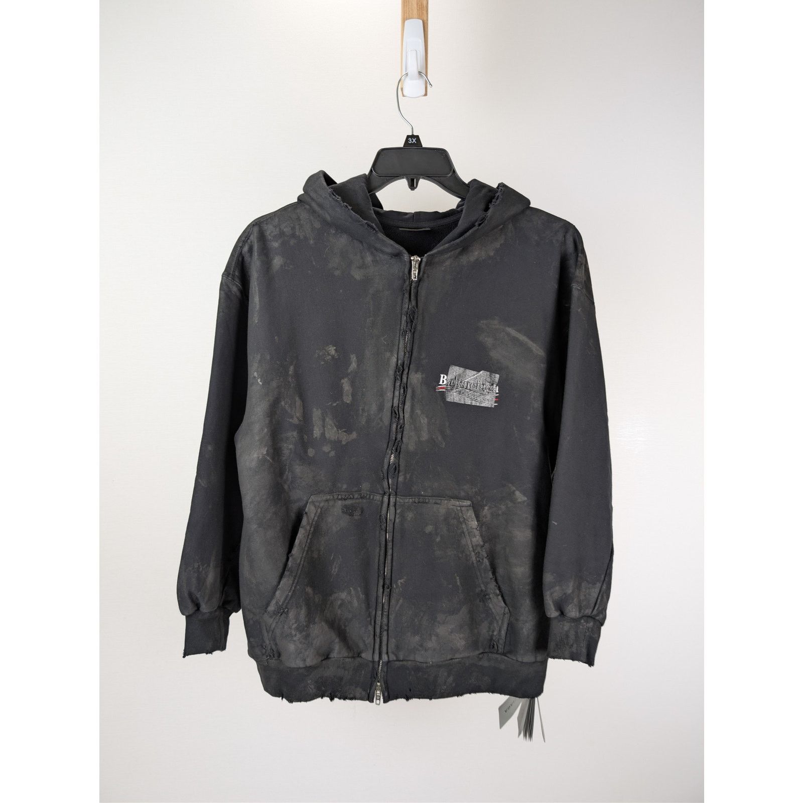 Balenciaga o1rshd1 Small Fit Zip up Hoodie in Black/White/Red Size US M / EU 48-50 / 2 - 1 Thumbnail