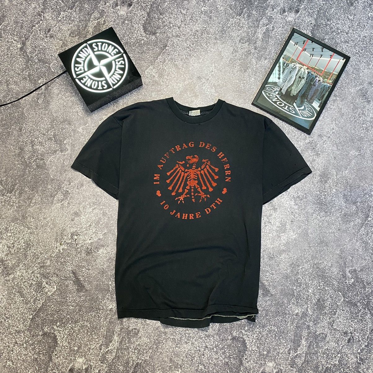 Band Tees Vintage Die Toten Hosen 1990’s Rock band distressed tee Size US XL / EU 56 / 4 - 1 Thumbnail