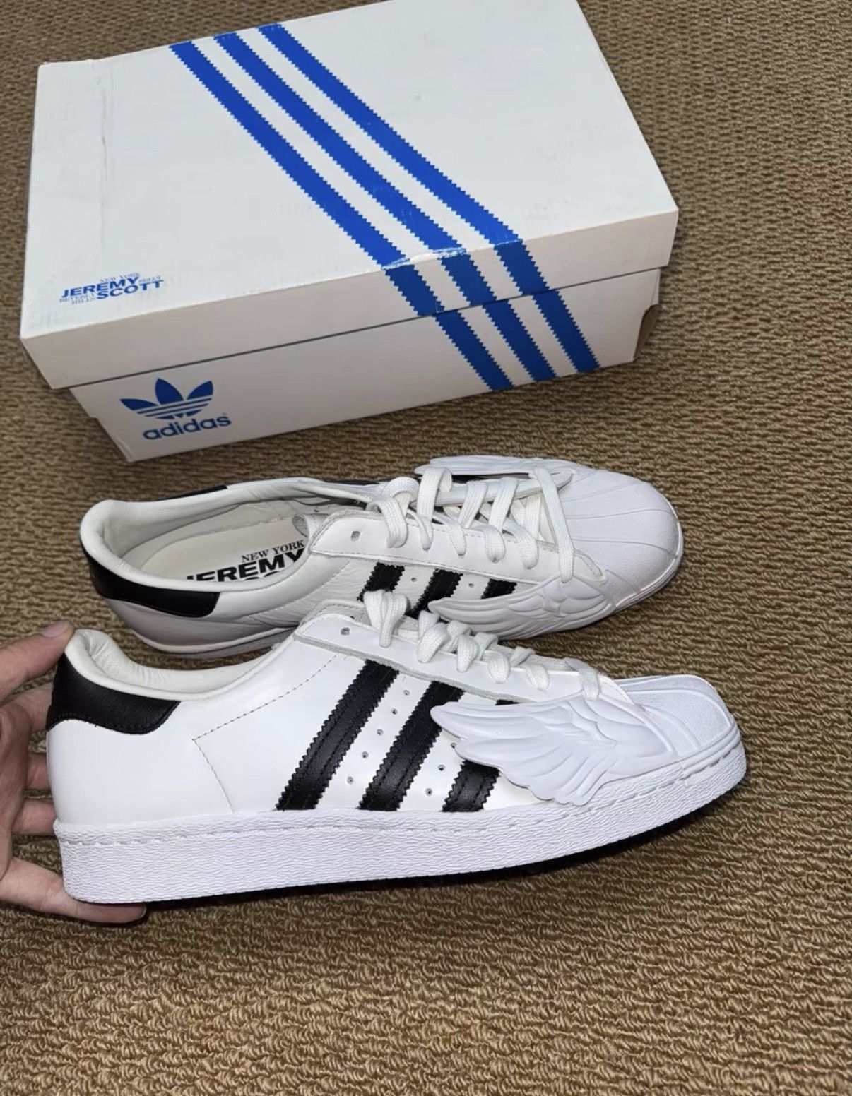 Adidas Adidas Jeremy Scott Superstar JS Wings S77814 K37 Size US 9.5 / EU 42-43 - 2 Thumbnail
