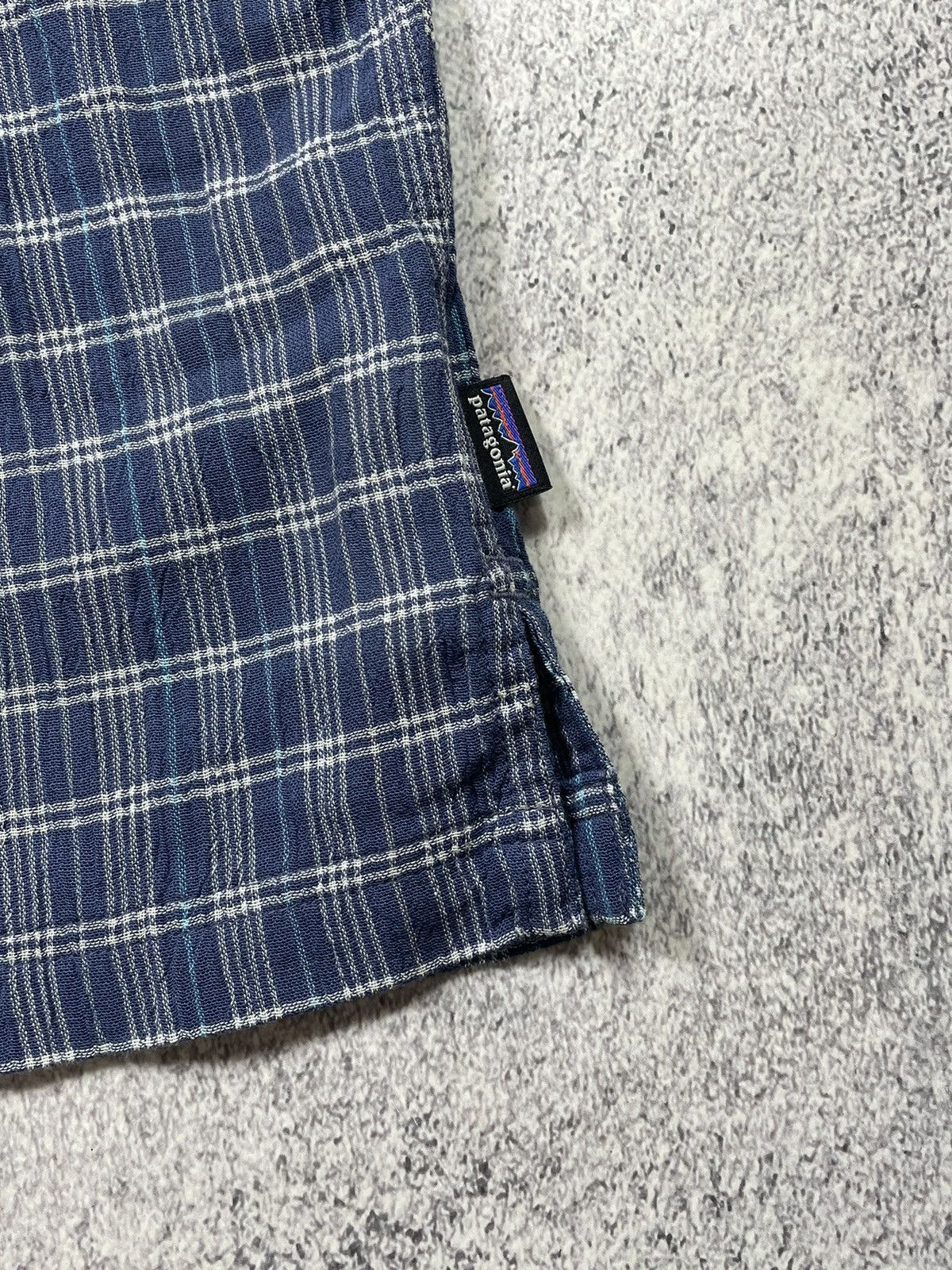Patagonia × Vintage Patagonia Outdoor Organic Cotton Button Up Camp Shirt Size US XL / EU 56 / 4 - 6 Thumbnail