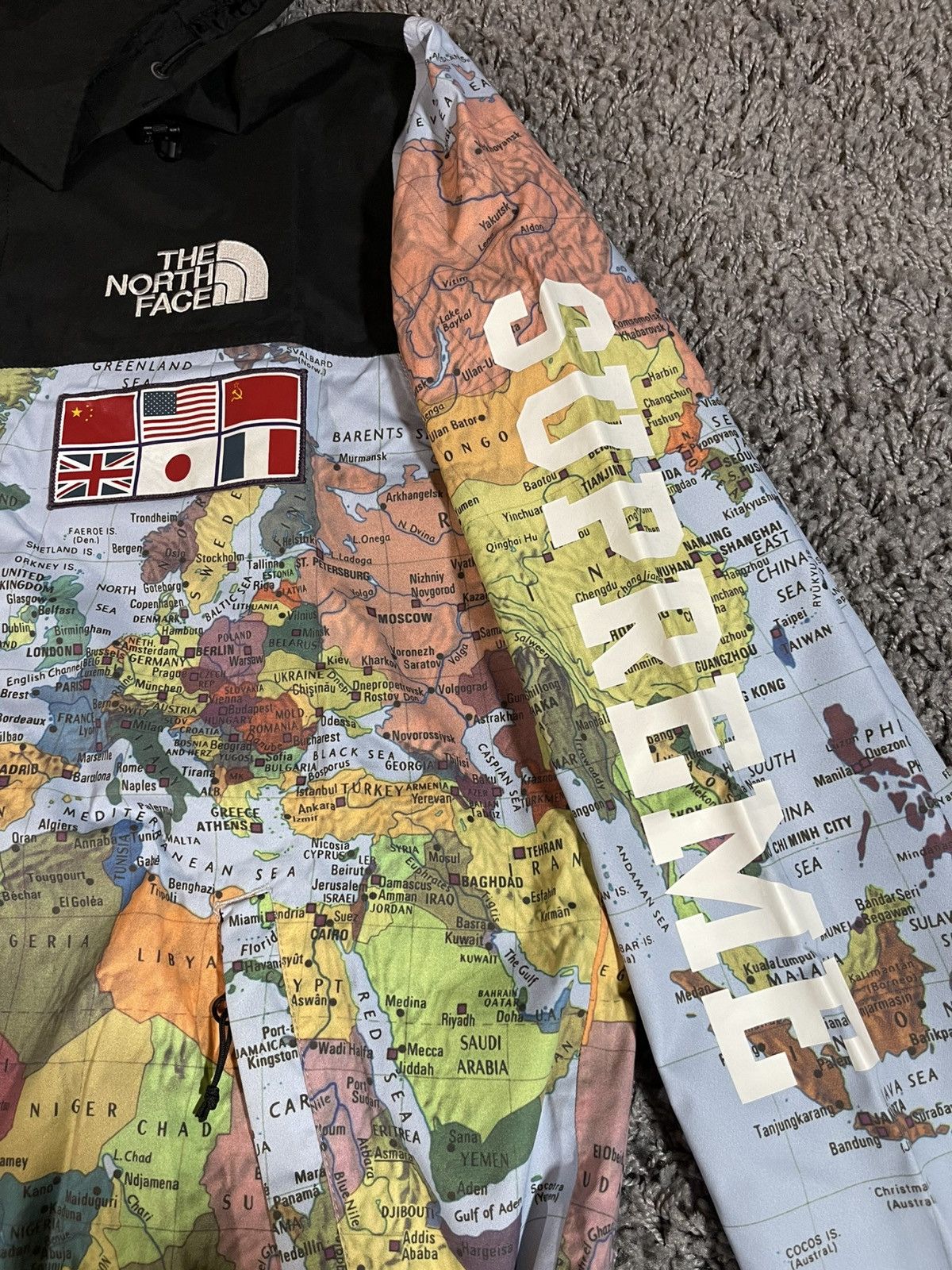 Supreme × The North Face 2014SS Supreme x TNF Atlas Map Expedition Coach Jacket Size US M / EU 48-50 / 2 - 10 Thumbnail