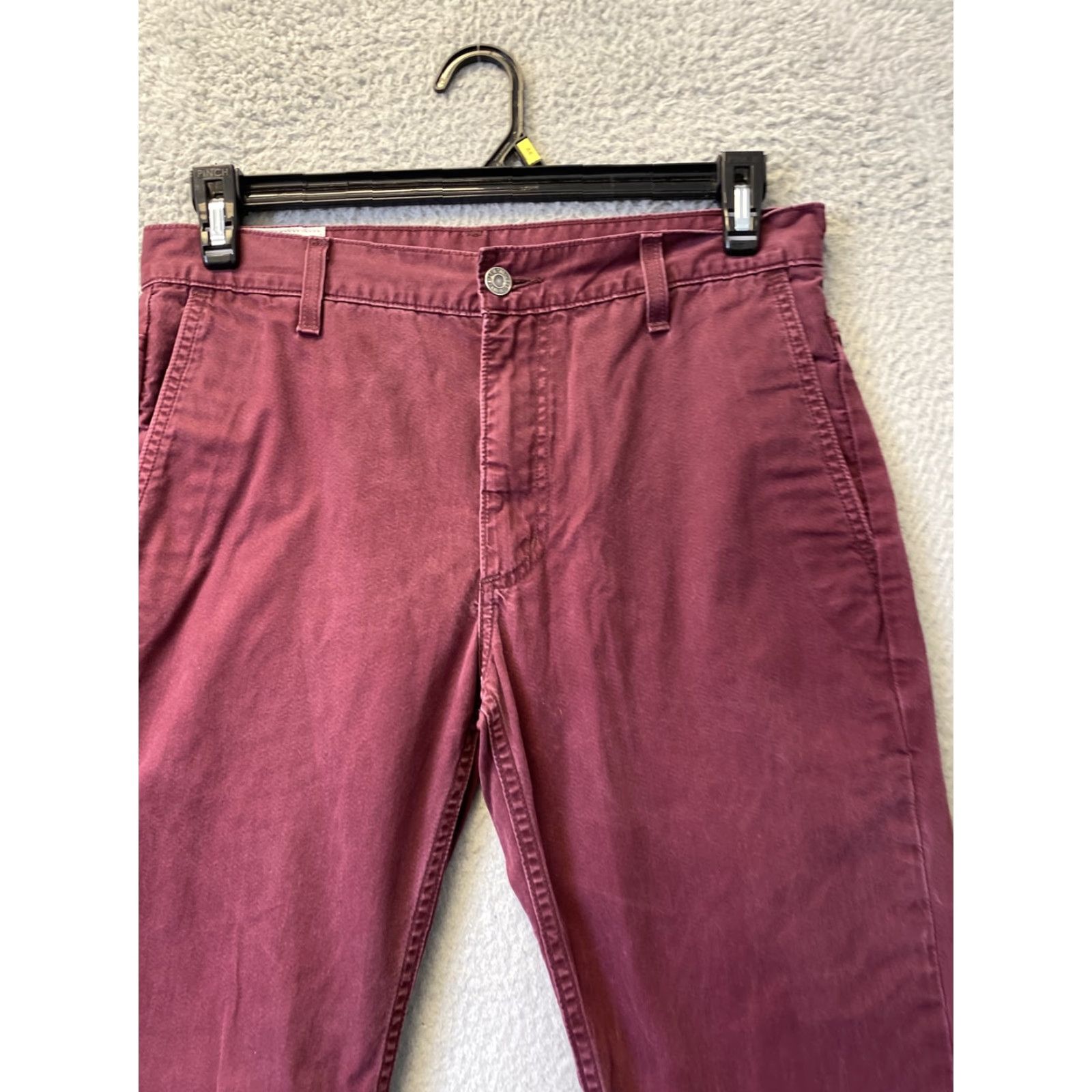 Levi's LEVI'S Chino Pants Mens Size 32x32 Red Cotton Slim Fit Straight Leg Size US 32 / EU 48 - 2 Thumbnail