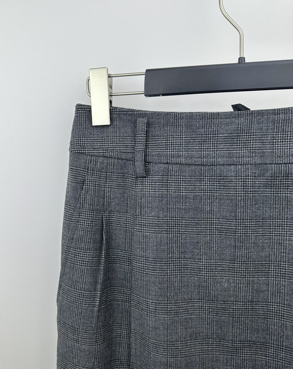 Akris Akris Punto Women's Gray Plaid Skirt Suit Set - US 4 / FR 36 Size S / US 4 / IT 40 - 8 Thumbnail