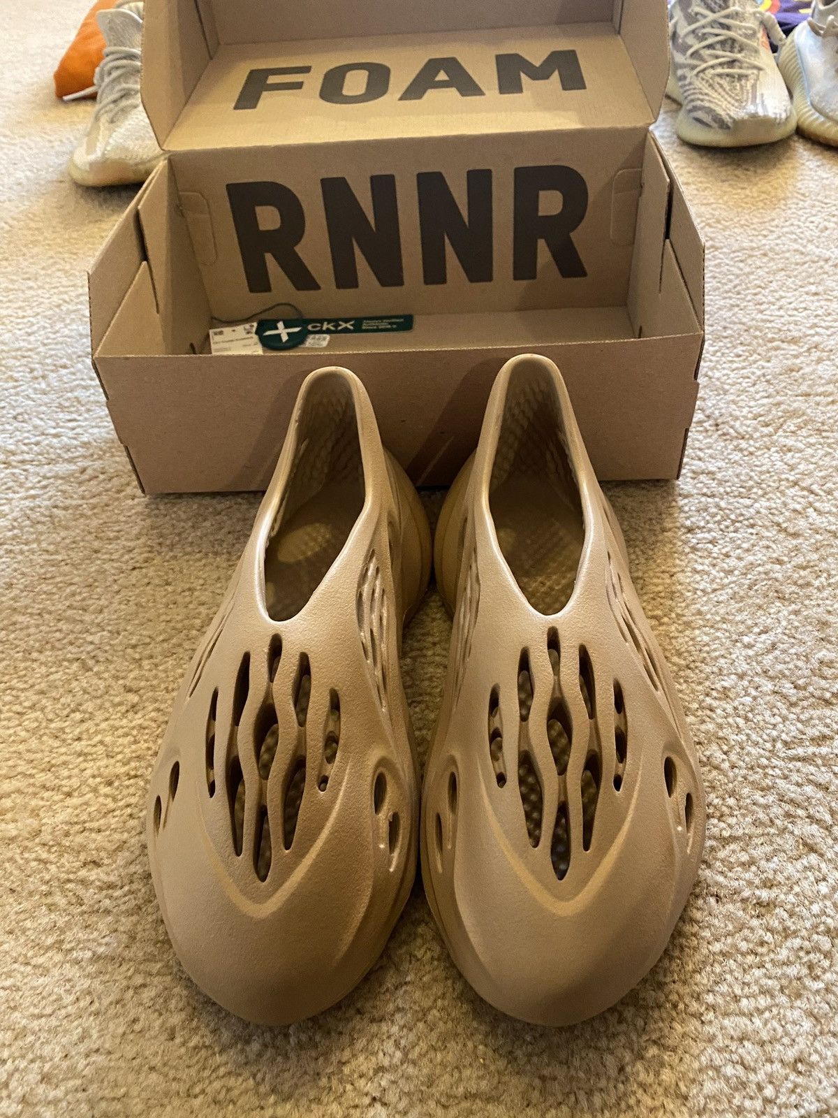 Adidas × Kanye West Yeezy Foam Rnners Ochre Size US 11 / EU 44 - 10 Thumbnail