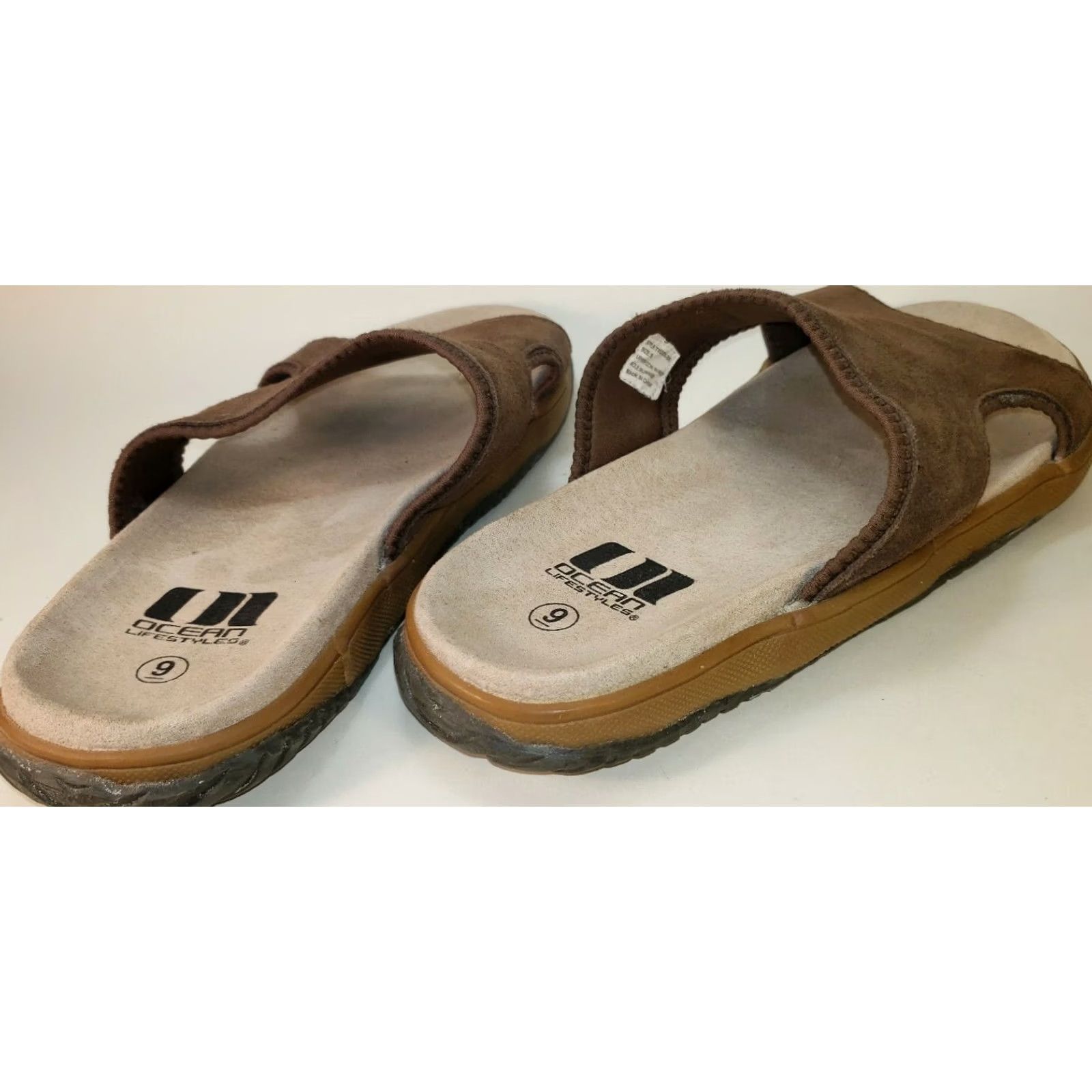 Vintage Ocean Lifestyles Slide Sandal Men 9M Brown Suede Upper Cushy Shaped Cushioned Arch Support Slip-On Casual Shoes Mens Brown Suede Slide 9M Size ONE SIZE - 6 Thumbnail