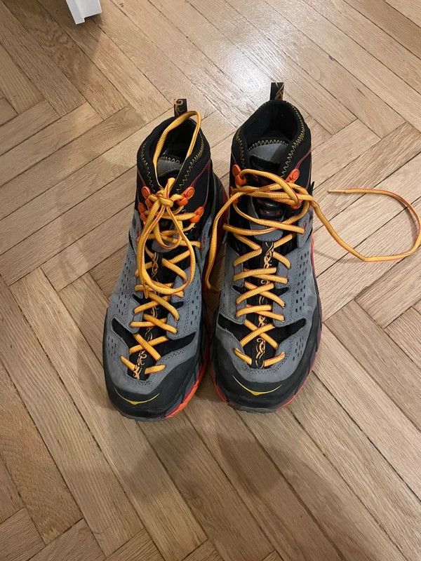 Hoka Hoka One One Ultra Hi Size US 10 / EU 43 - 2 Thumbnail