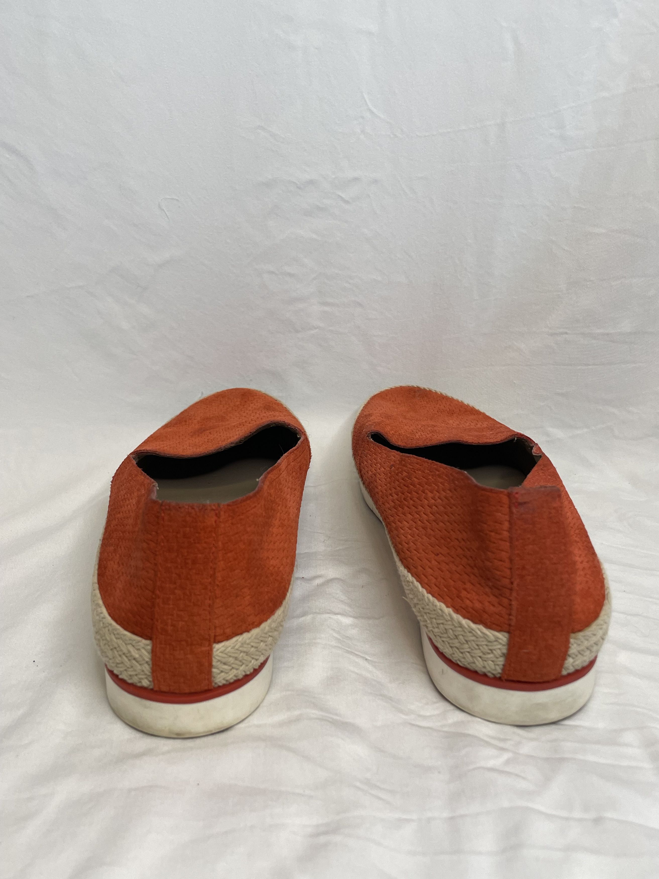 Donald Pliner Donald Pliner Orange Palm Perf Suede Slip On Sneaker Size US 8 / IT 38 - 3 Thumbnail