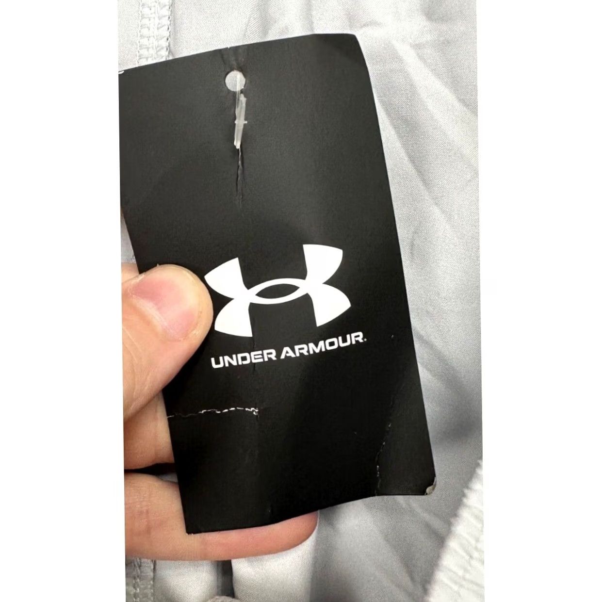 Under Armour Under Armour Shorts Mens 2XL Light Grey Athletic Elastic Waist Drawstring NEW Size US 39 - 2 Thumbnail