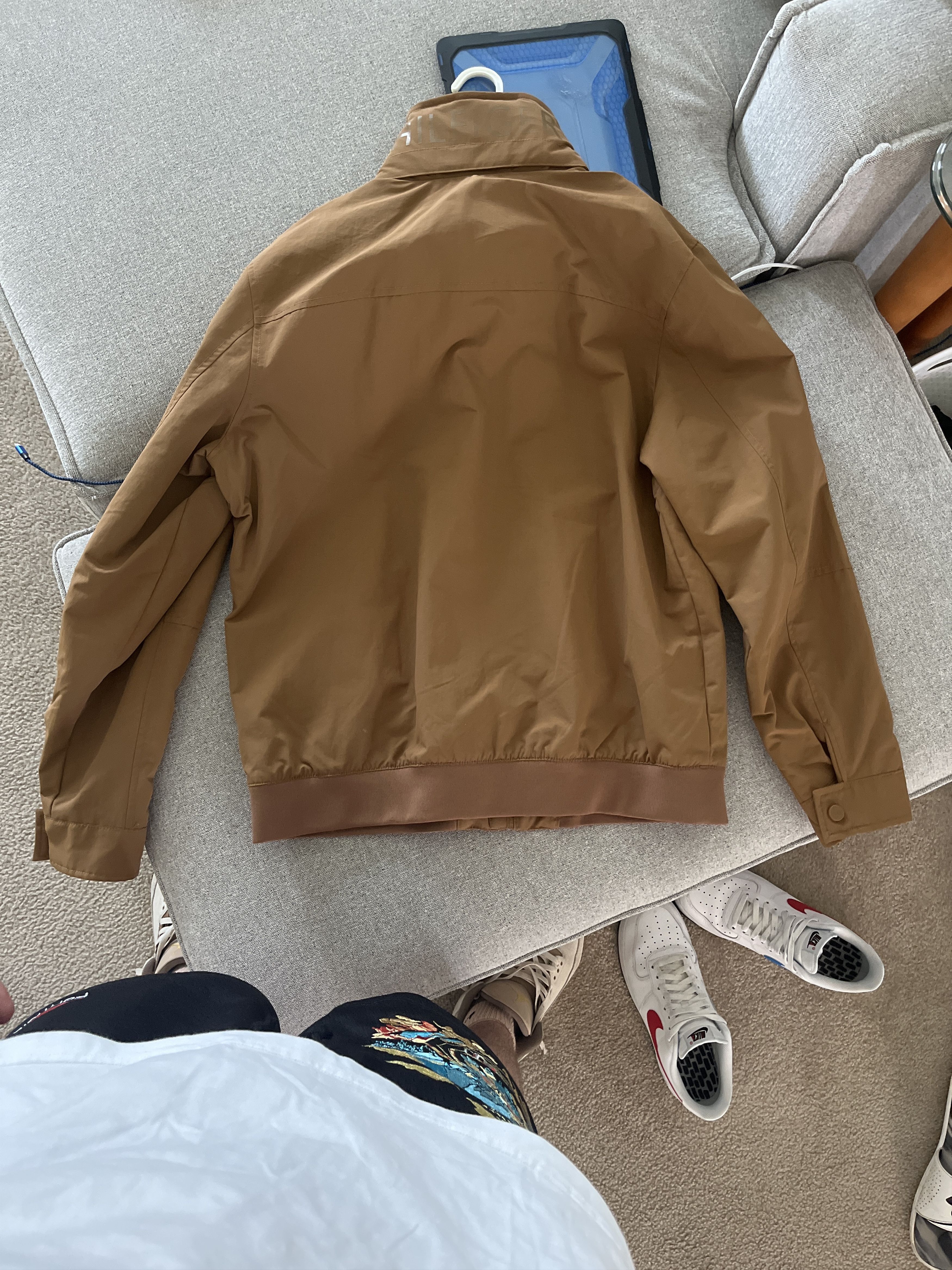 Tommy Hilfiger Tommy Hilfiger raincoat/windbreaker Size US L / EU 52-54 / 3 - 2 Thumbnail