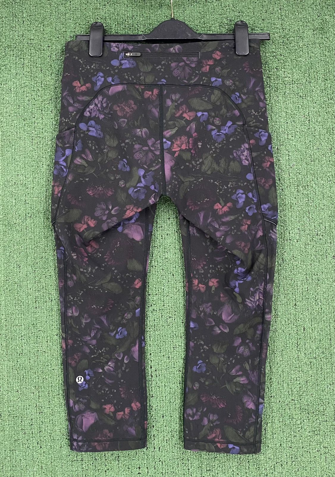 Lululemon Lululemon Fast 7/8 Floral Cropped Leggings Women’s Size 8 Size 30" / US 8 / IT 44 - 3 Thumbnail