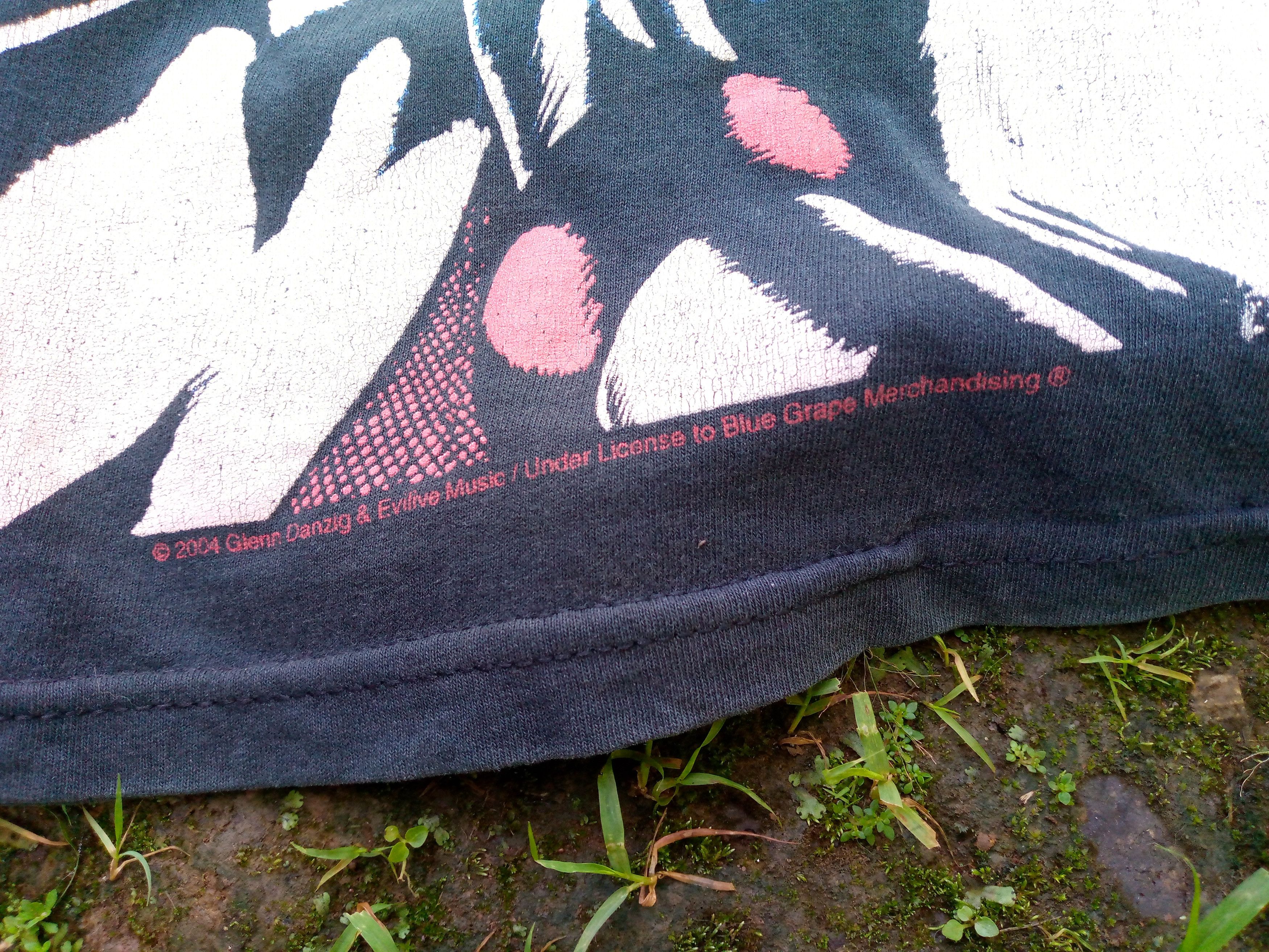 Misfits Vtg Band Tees Misfits (Glenn Danzig - Evilive Music) Size US M / EU 48-50 / 2 - 4 Thumbnail