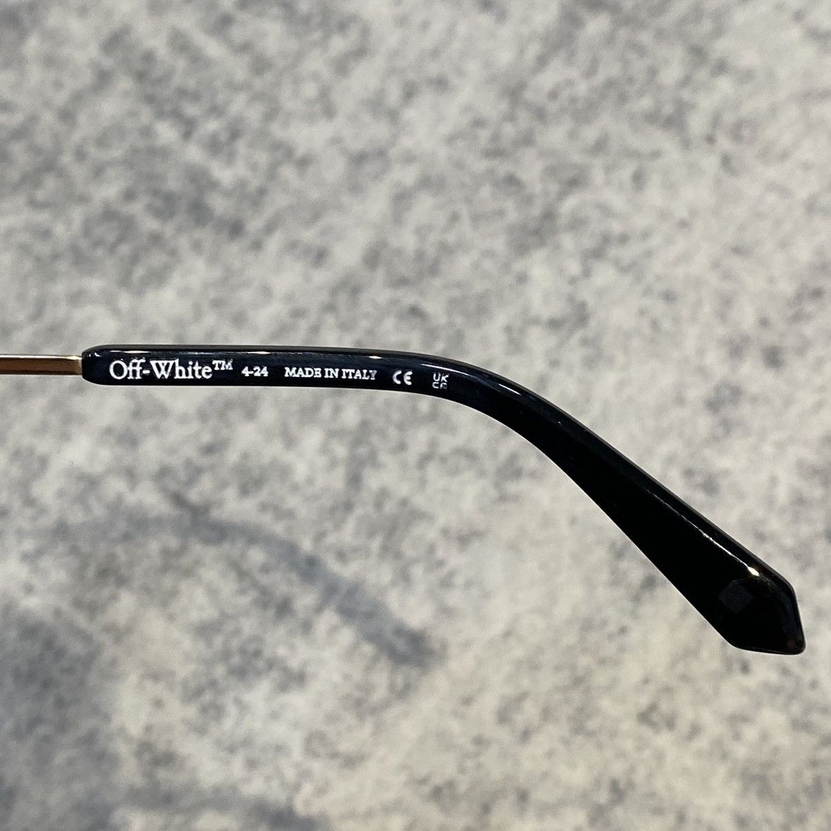 Off-White OFF WHITE MIAMI OERI13MF24MET0017607 GOLD DARK GREY Size ONE SIZE - 7 Thumbnail