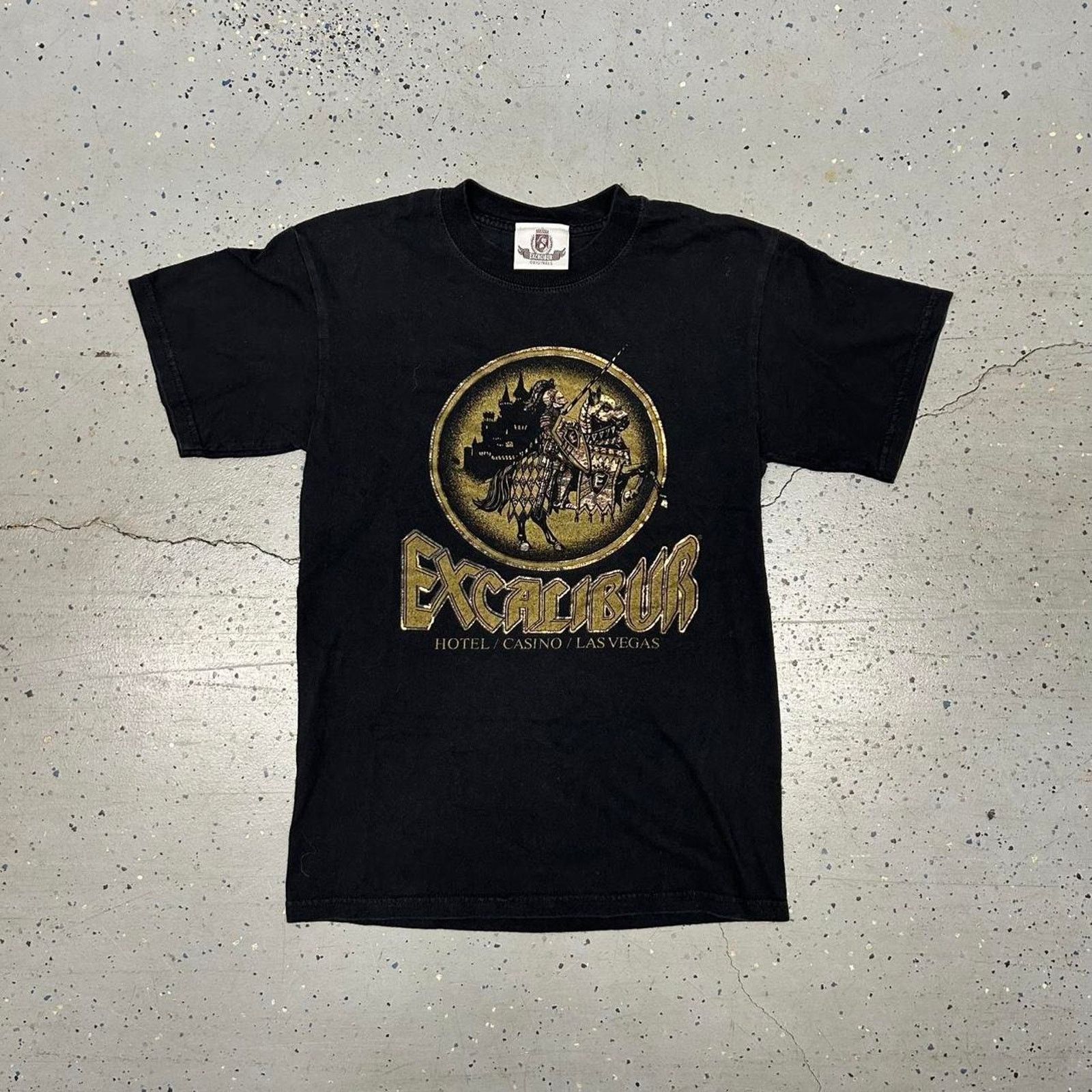 Other Y2K Black Excalibur Las Vegas graphic tee Size US S / EU 44-46 / 1 - 1 Thumbnail
