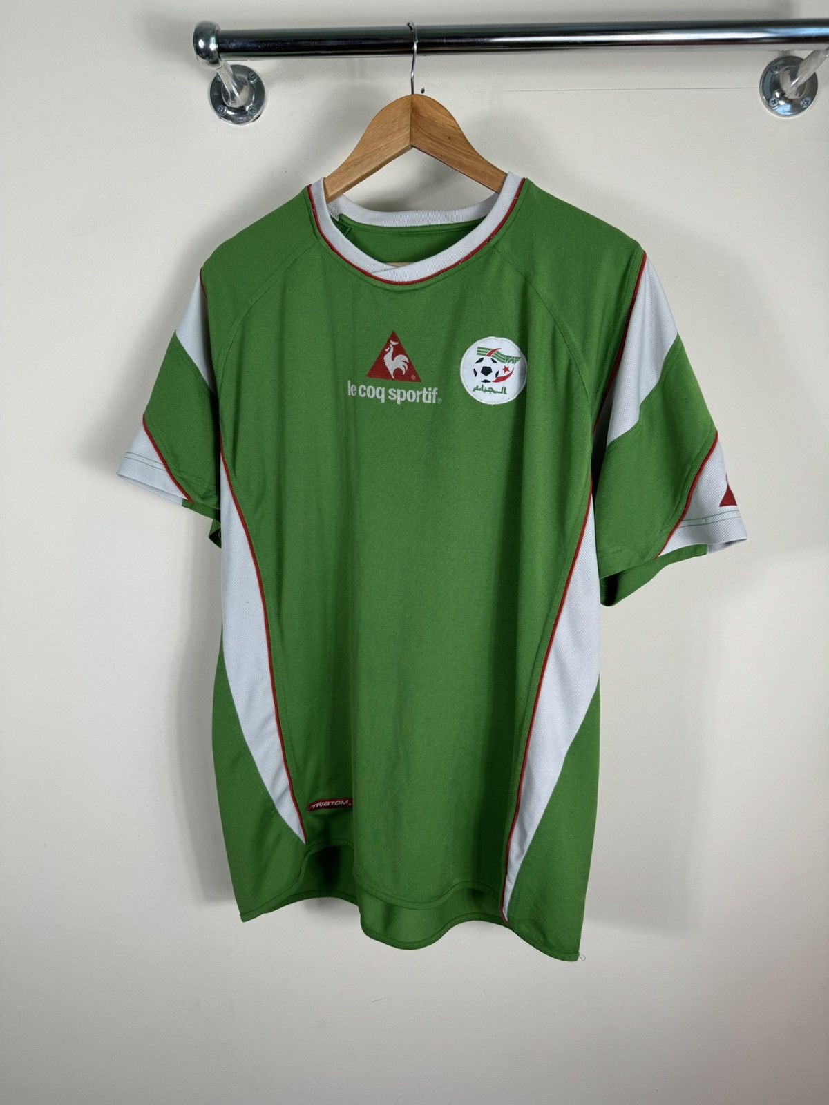 Other ALGERIA LE COQ SPORTIF 2004/2006 FOOTBALL SOCCER AWAY JERSEY Size US L / EU 52-54 / 3 - 1 Thumbnail
