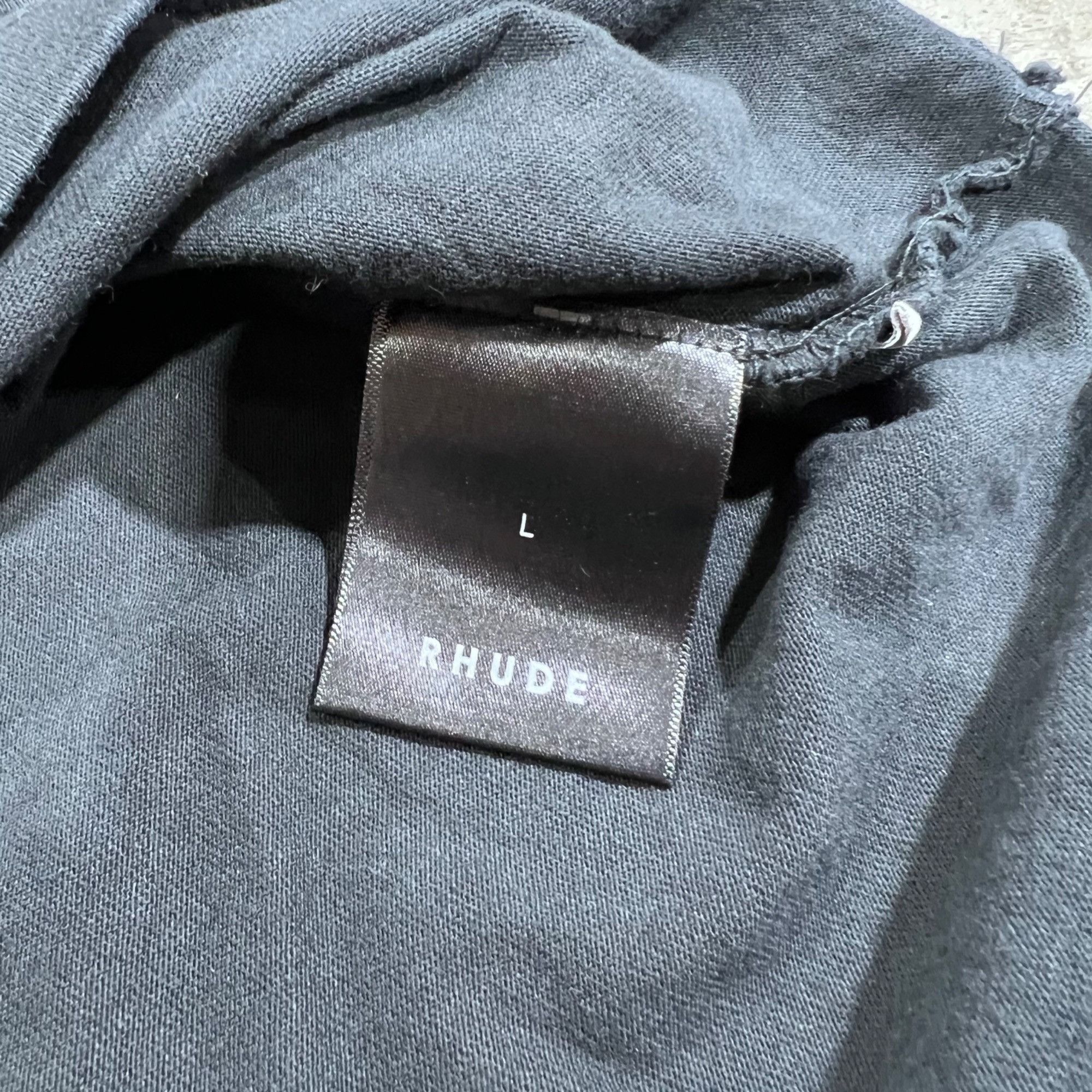 Rhude NEW RHUDE SIDE LOGO BLACK TEE SZ L Size US L / EU 52-54 / 3 - 7 Thumbnail