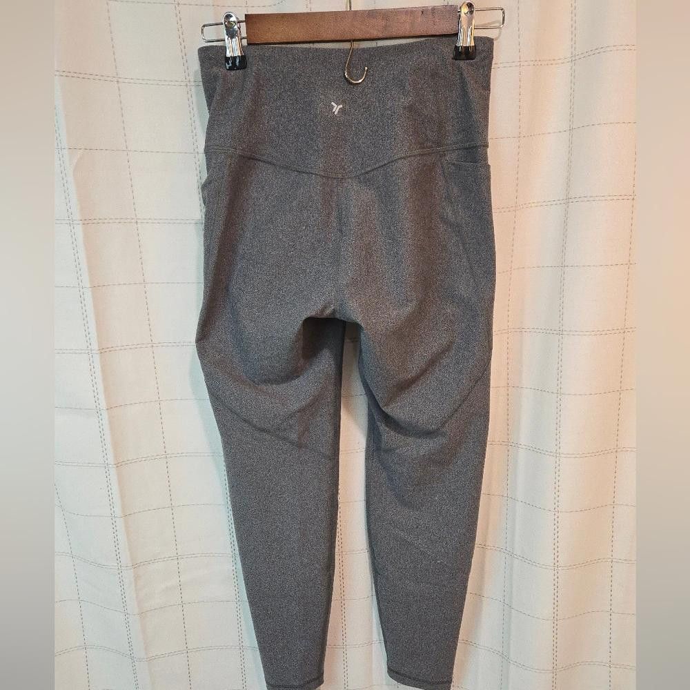 Old Navy Old Navy High Rise Go Dry Active Legging Size 32" / US 10 / IT 46 - 6 Thumbnail