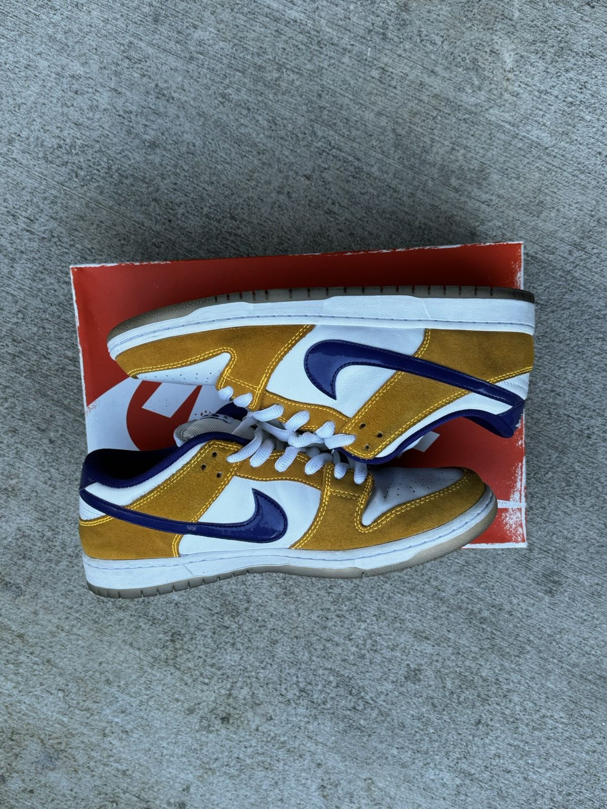 Nike Nike SB Lazer Orange Size US 11 / EU 44 - 4 Thumbnail