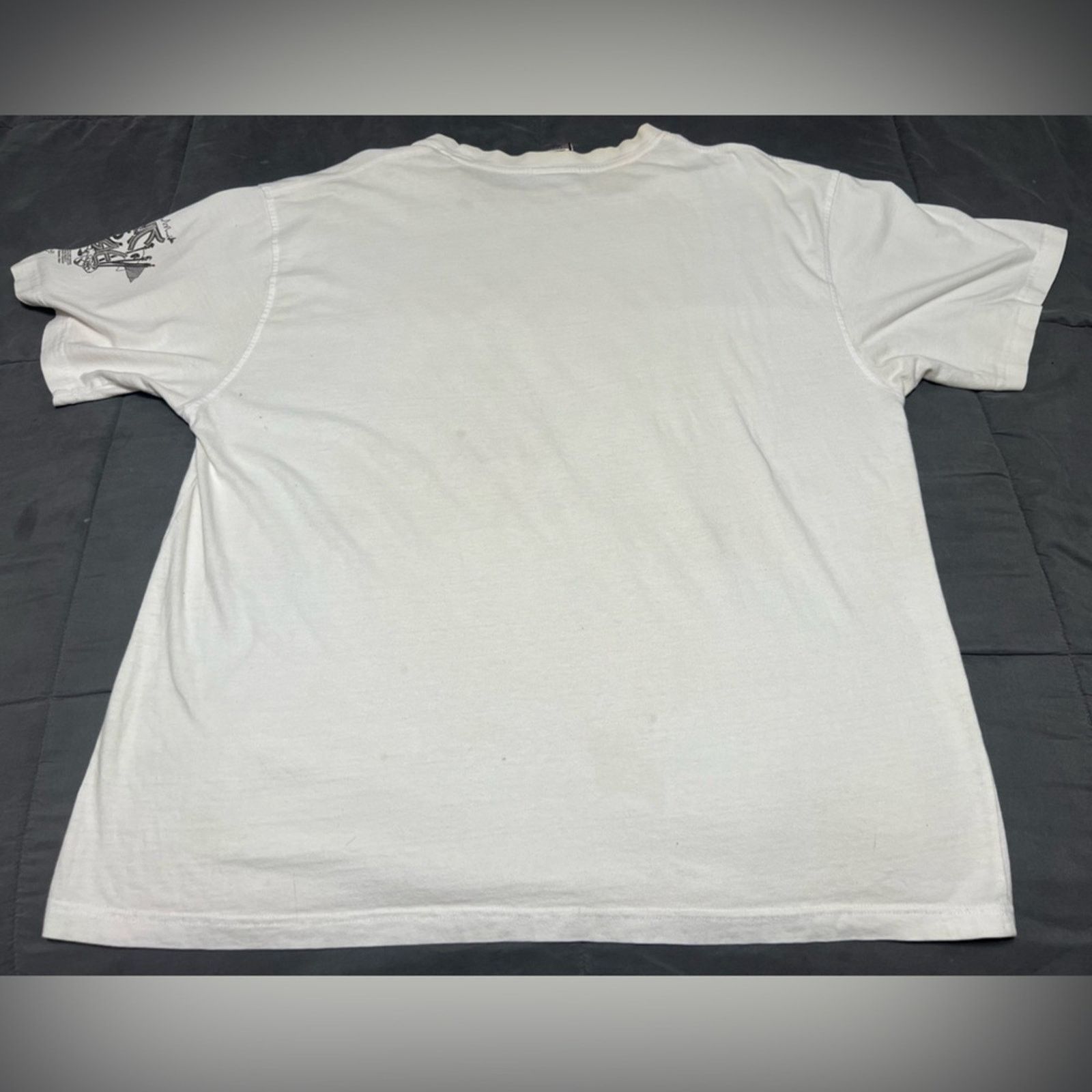 Jungles Vintage Y2K 5ive Jungle Embossed White Lion Shirt SIZE 3XL Size US XXL / EU 58 / 5 - 2 Thumbnail