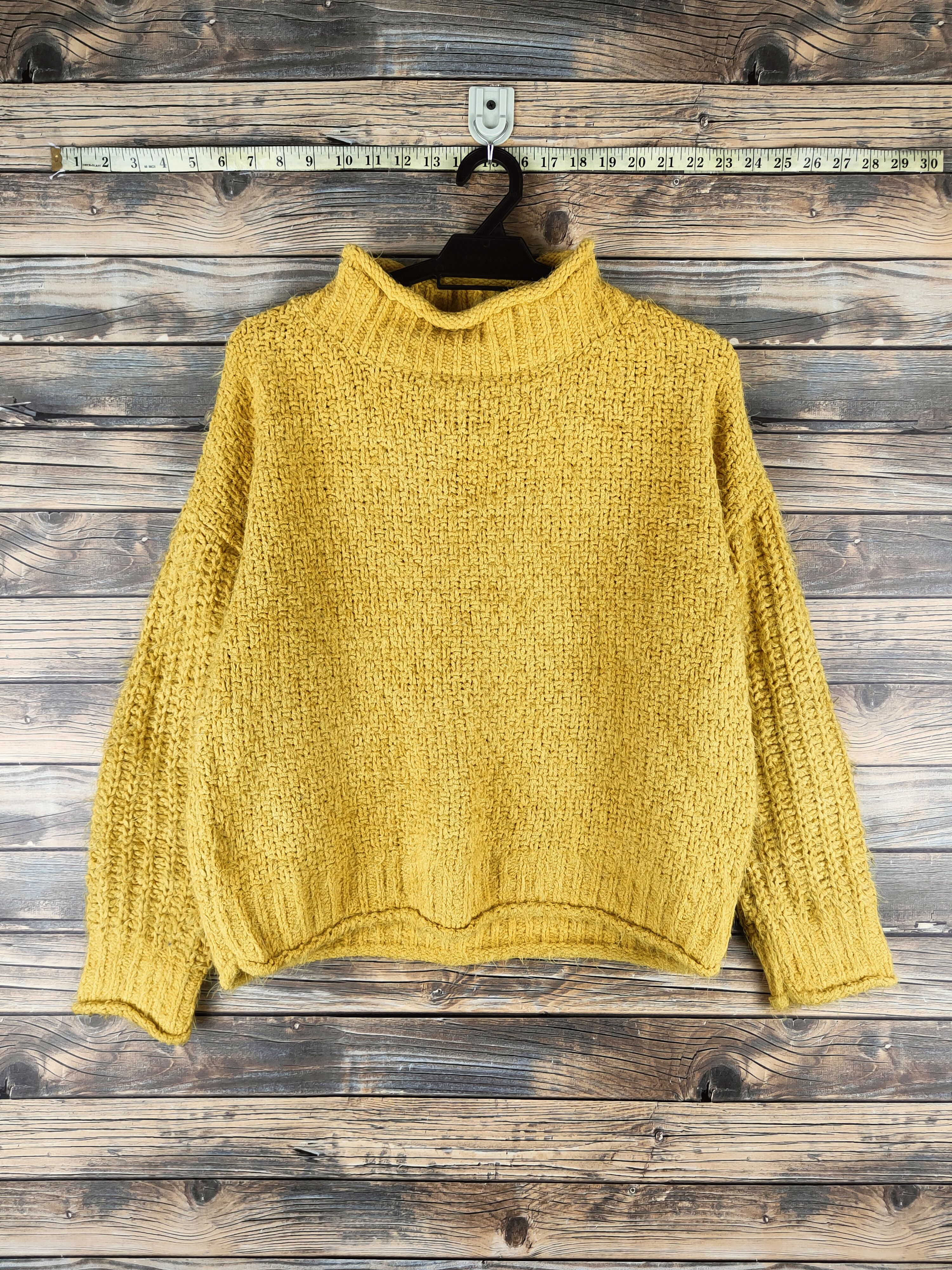 Japanese Brand DL Chez Toi Yellow Fur Mohair Knitwear #46-457 Size M / US 6-8 / IT 42-44 - 1 Thumbnail