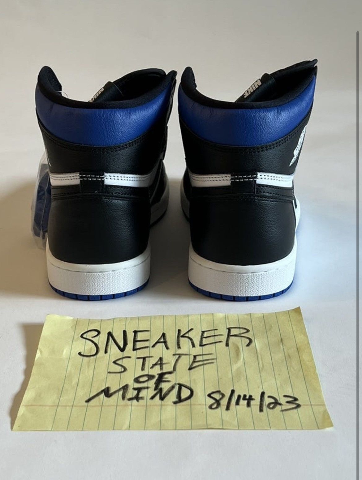Jordan Brand × Nike BRAND NEW AIR JORDAN 1 RETRO HIGH OG “ROYAL TOE” SIZE: 11 Size US 11 / EU 44 - 9 Thumbnail