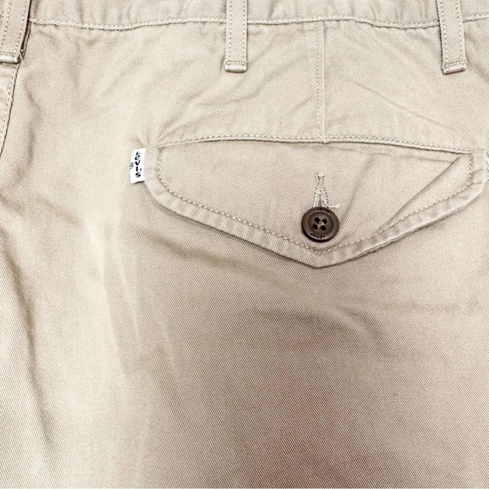 Levi's Levi’s Tan Cotton Front Pocket Cargo Shorts Men’s Size 40 Size US 40 / EU 56 - 5 Thumbnail